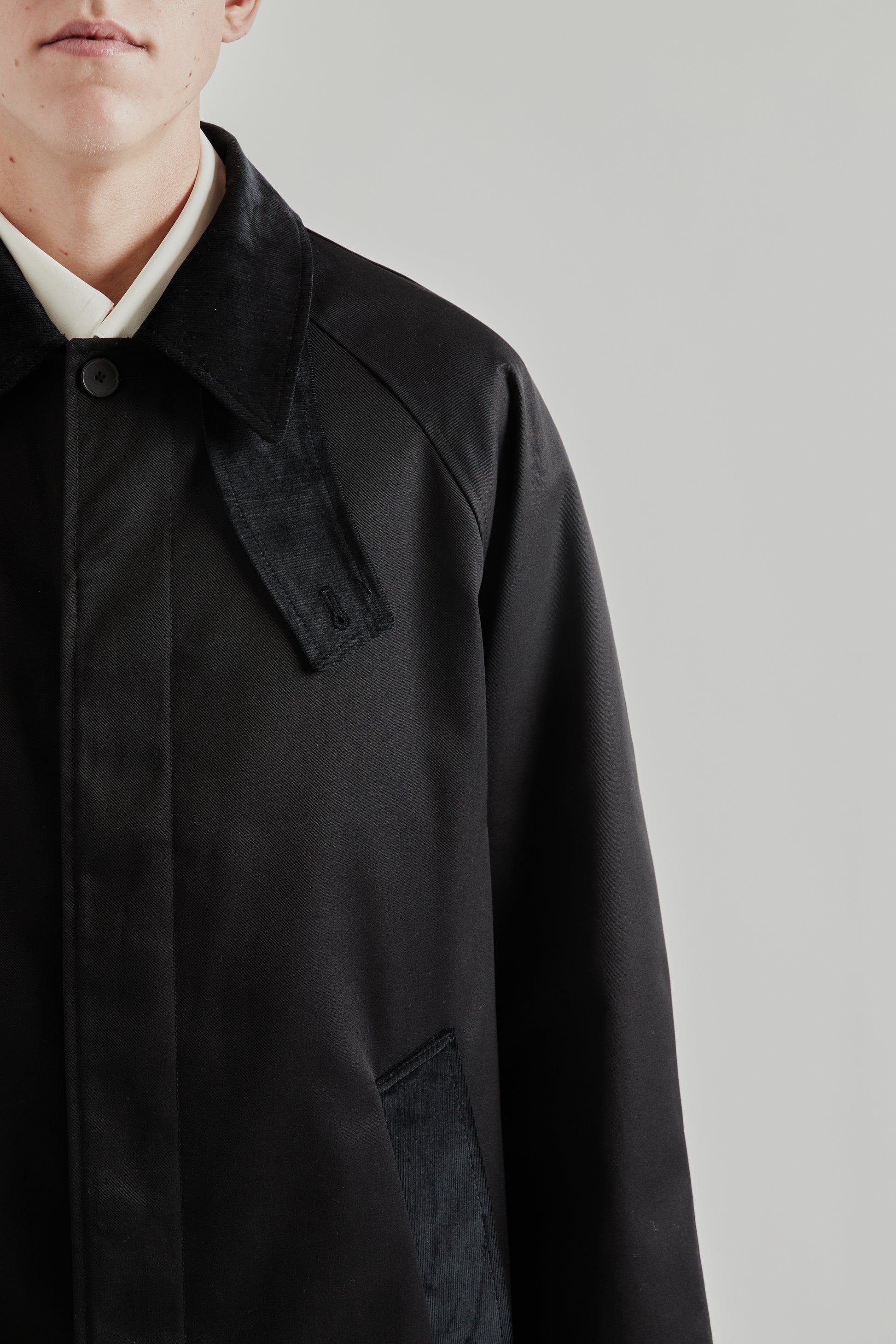 Fairly Normal FW25 Raglan Top Coat Black 7