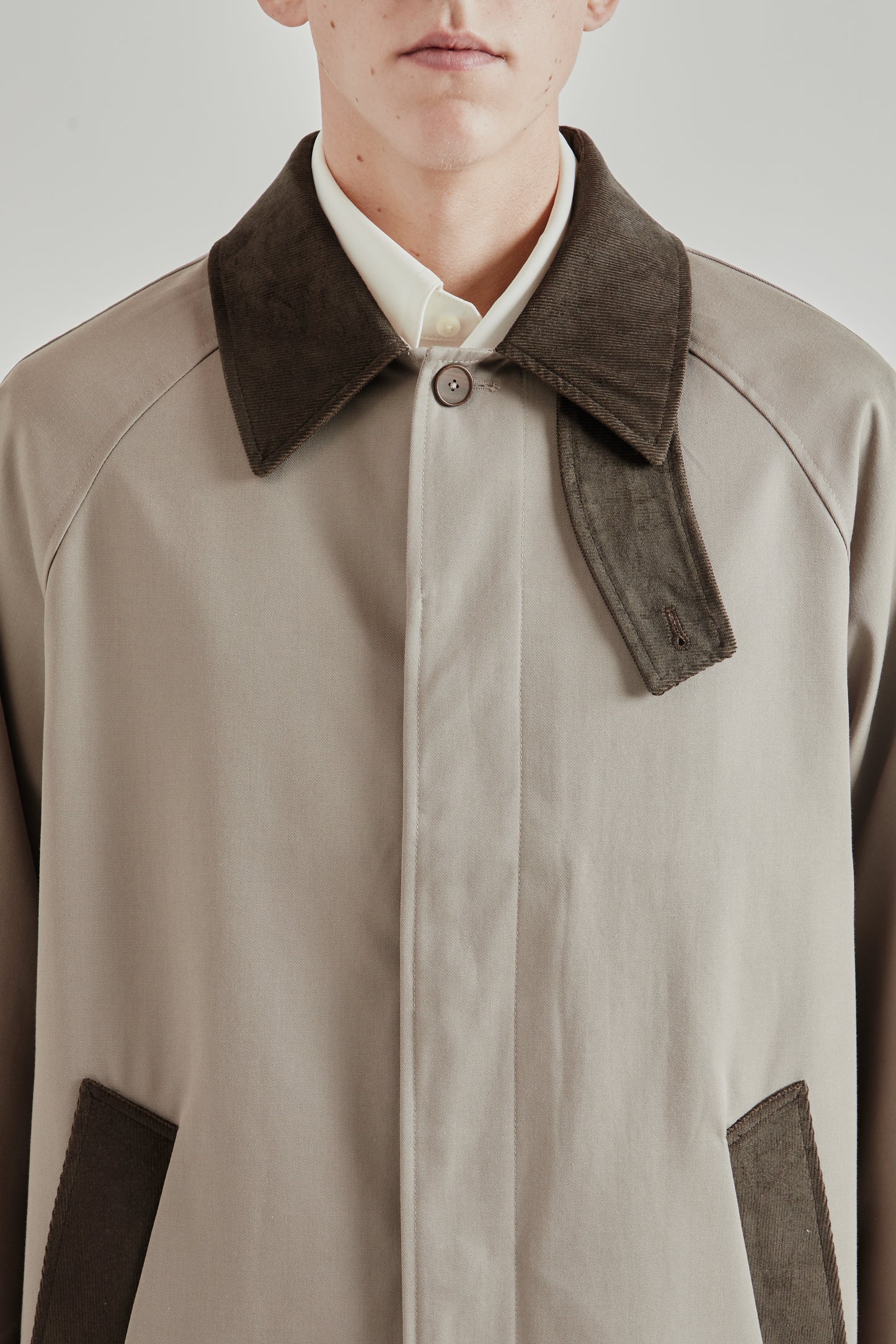 Fairly Normal FW25 Raglan Top Coat Sand 7