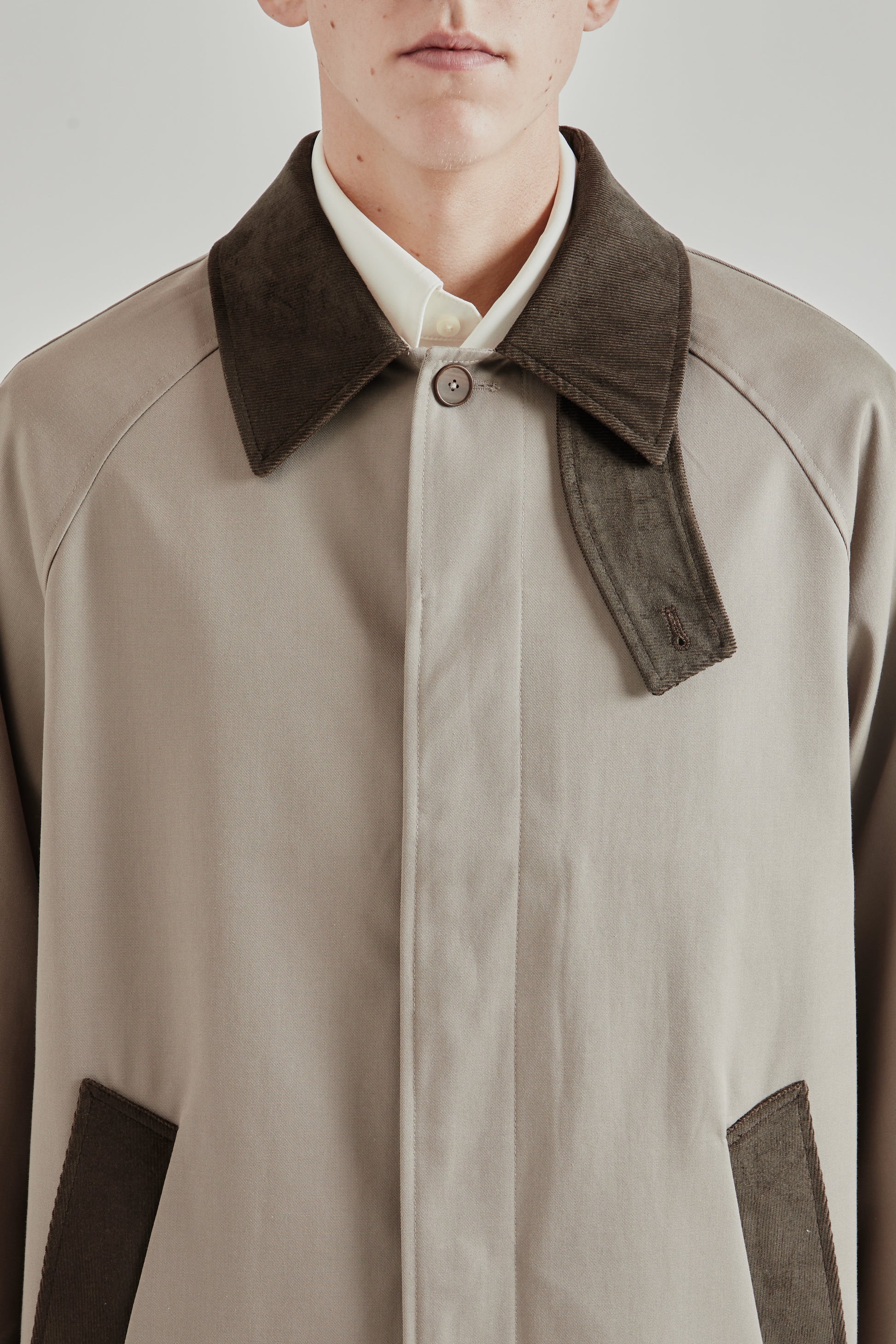 Fairly Normal FW25 Raglan Top Coat Sand 7