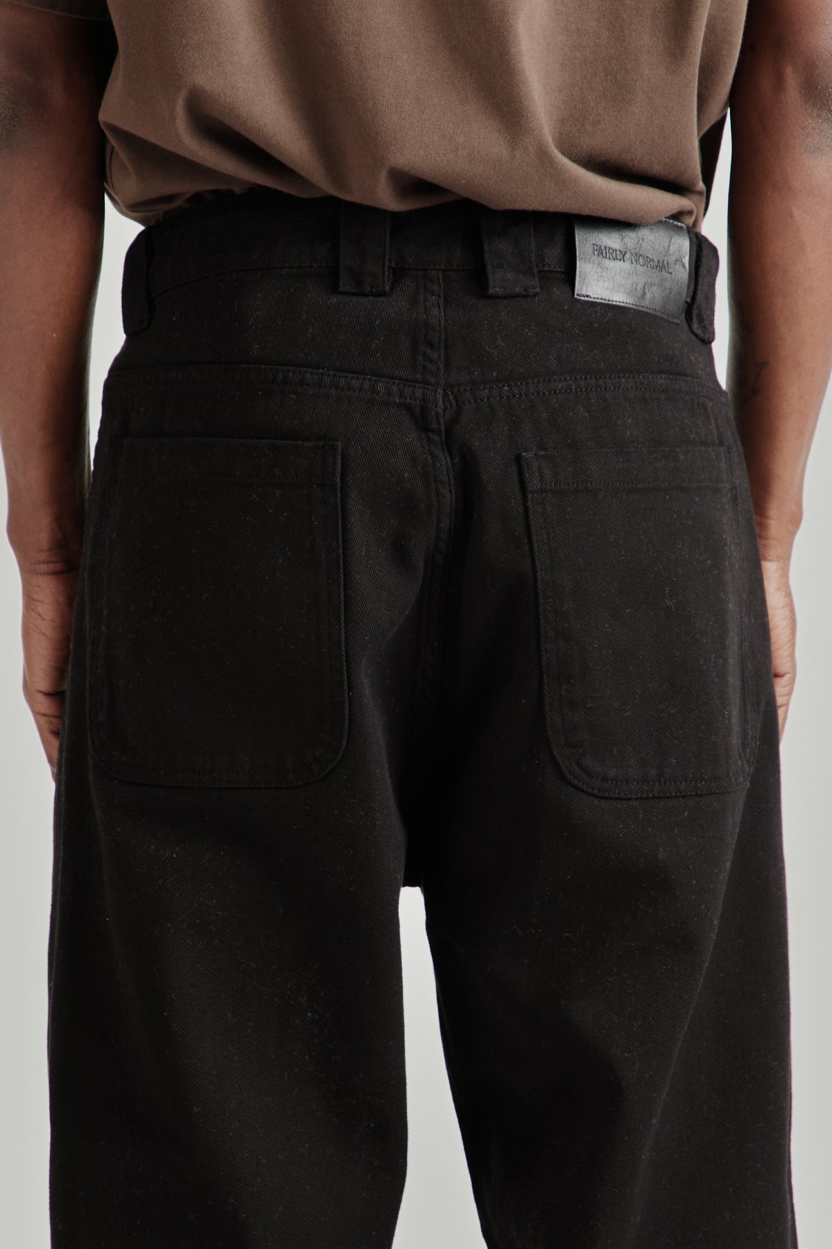 Fairly Normal FW26 Big Pants Black-Shirt Brown0475