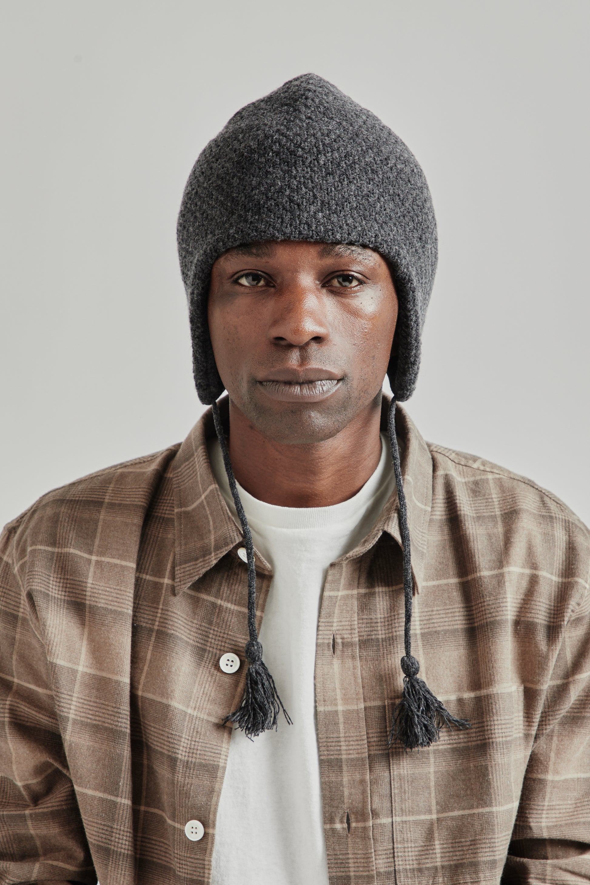 Found Feather FW25 Trek Beanie Charcoal 1