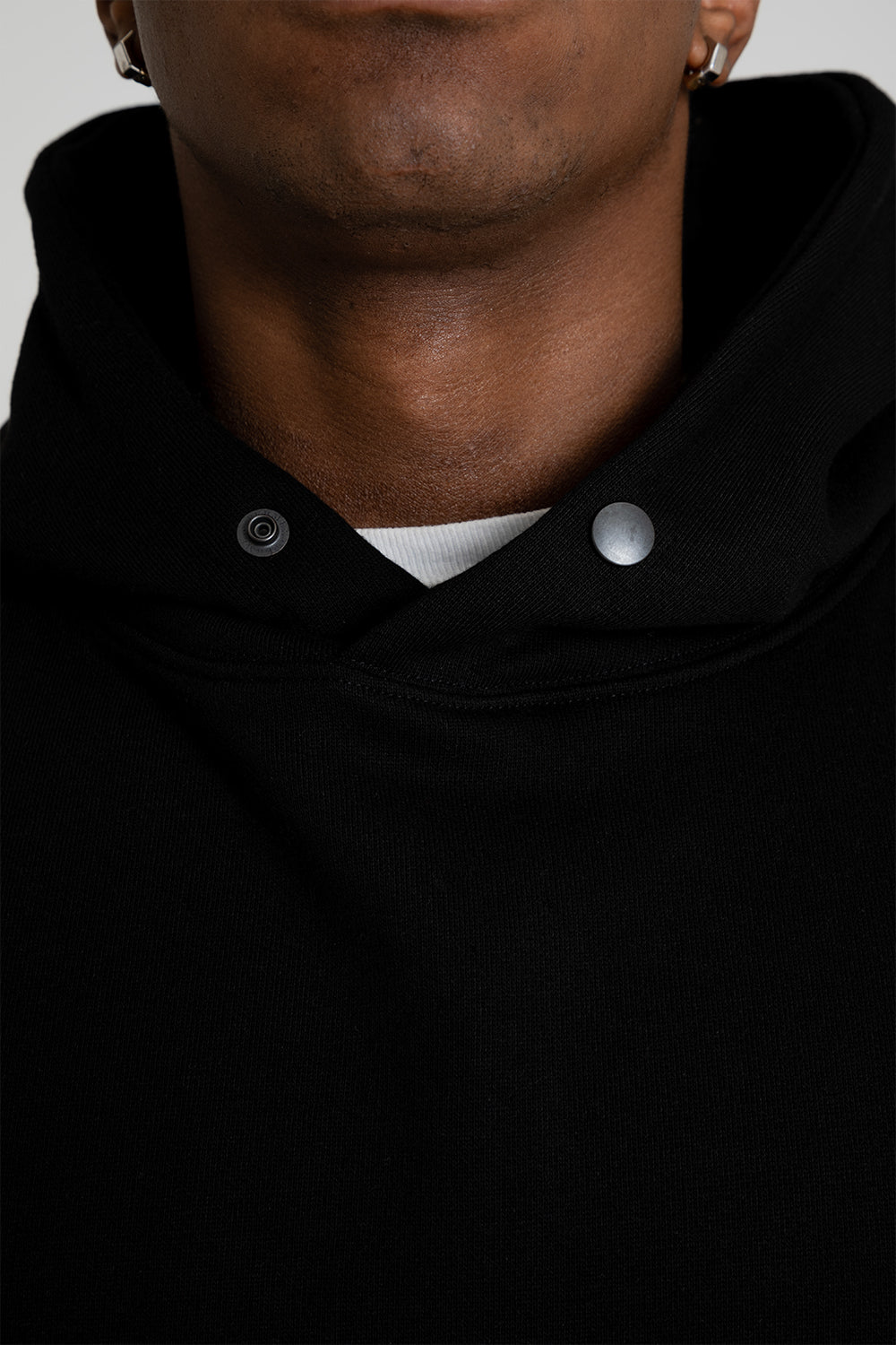 Frizmworks Banding Snap Hoodie Black Detail 01