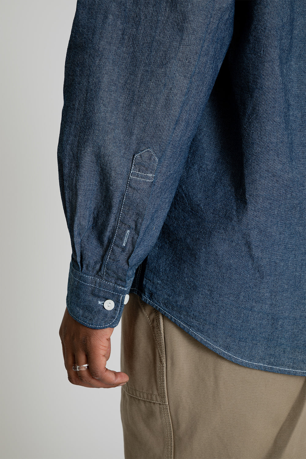 Frizmworks Cigarette Pocket Chambray Shirt in Indigo | Wallace