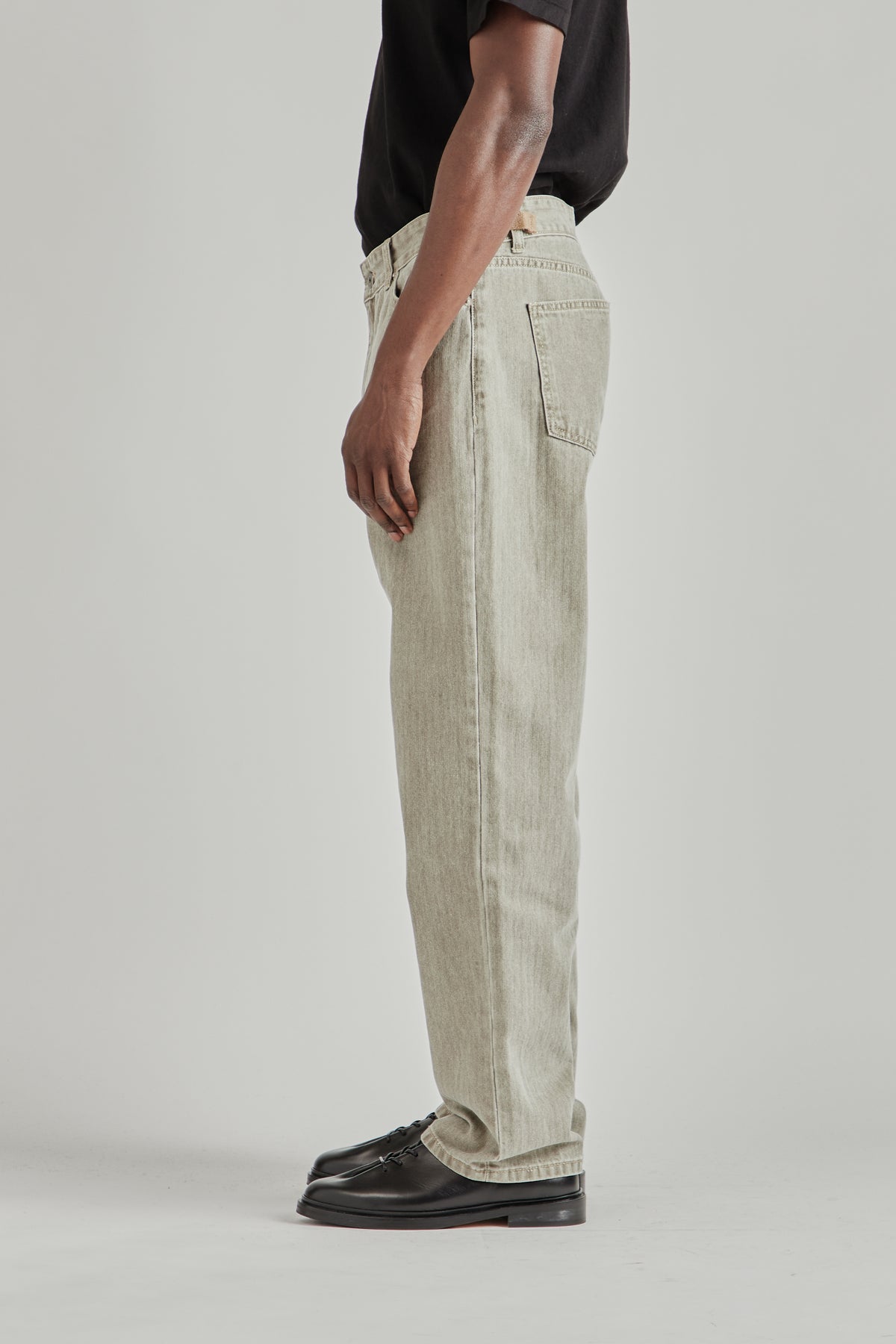 Field Adjuster Denim Pants - Brown