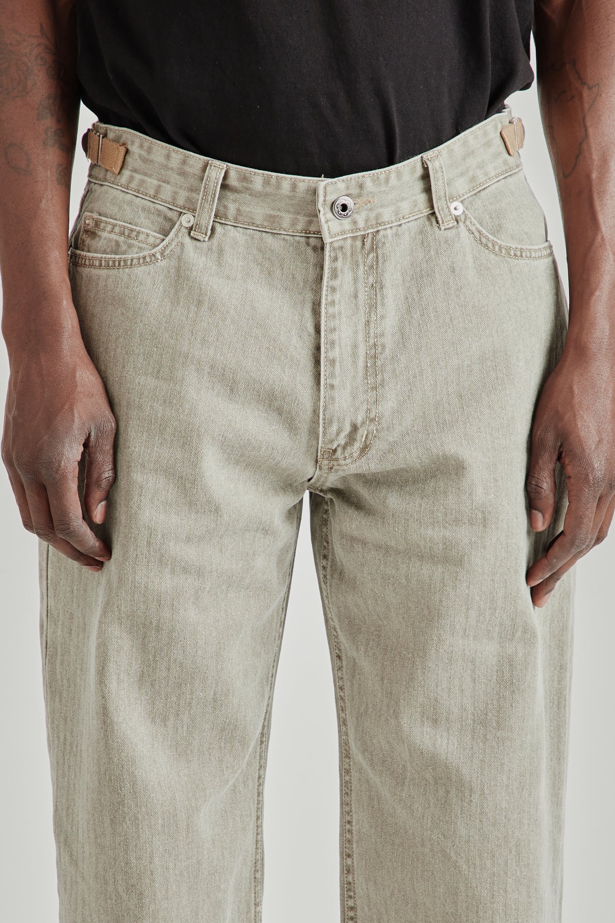 Field Adjuster Denim Pants - Brown