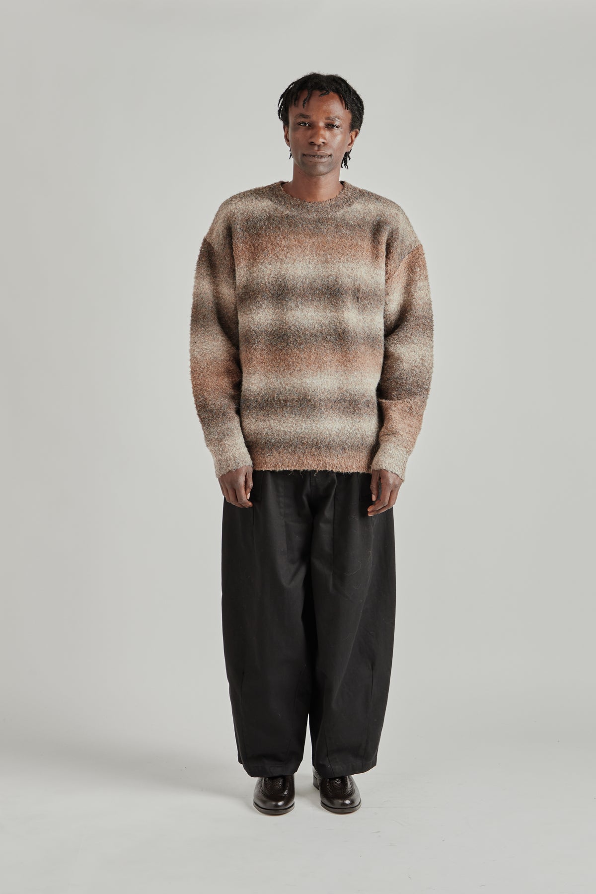 Frizmworks FW26 GRADATION BOUCLE KNIT Brown- Ivory1061
