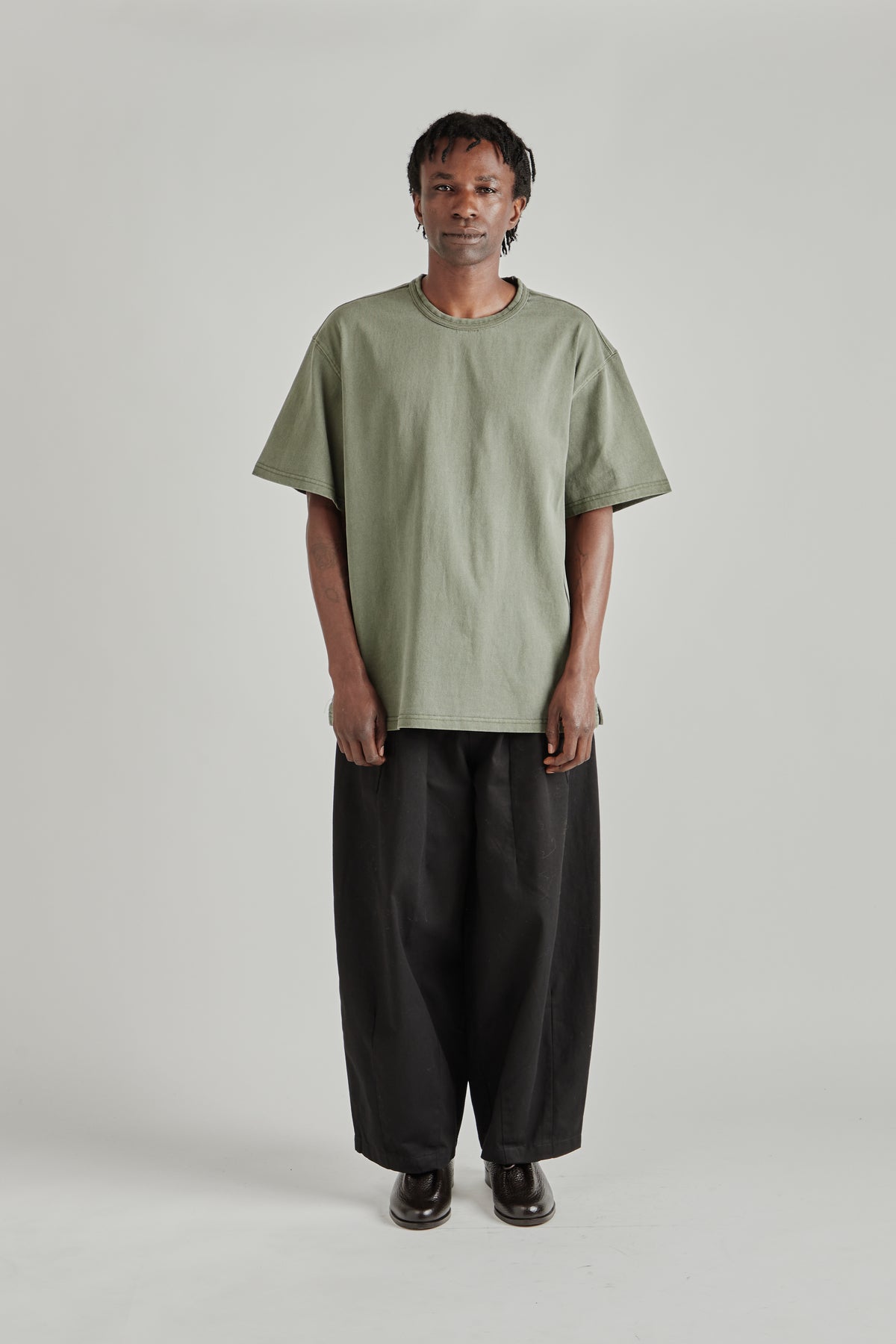 Frizmworks FW26 OG PIGMENT DYEING HALF TEE Olive- Ivory1082