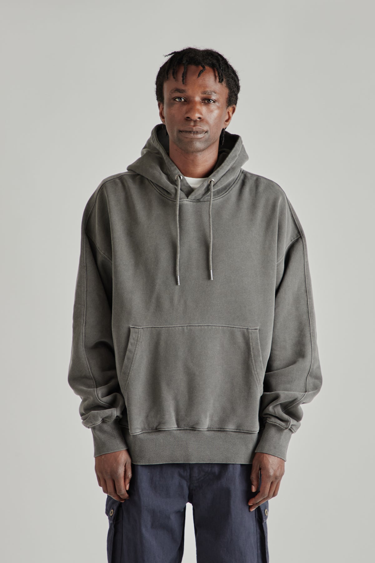 Frizmworks FW26 OG PIGMENT DYEING HOODY Charcoal0109