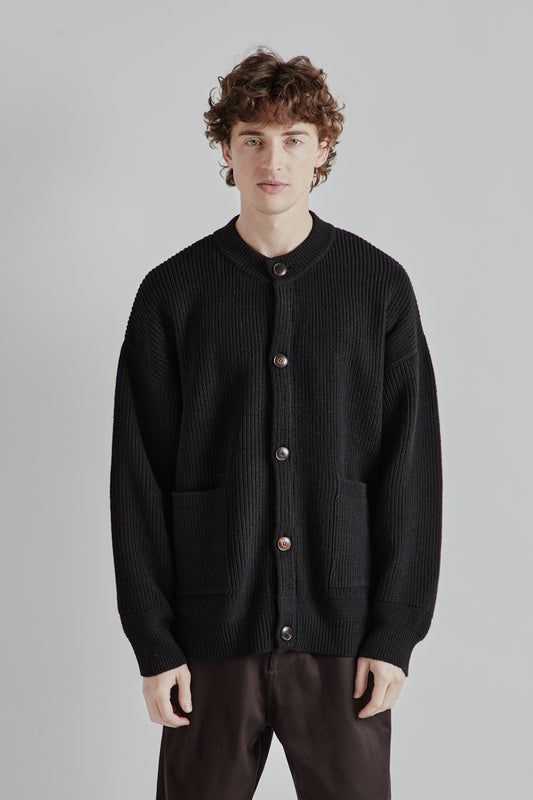 Frizmworks Heavy Wool Round Cardigan Black 02