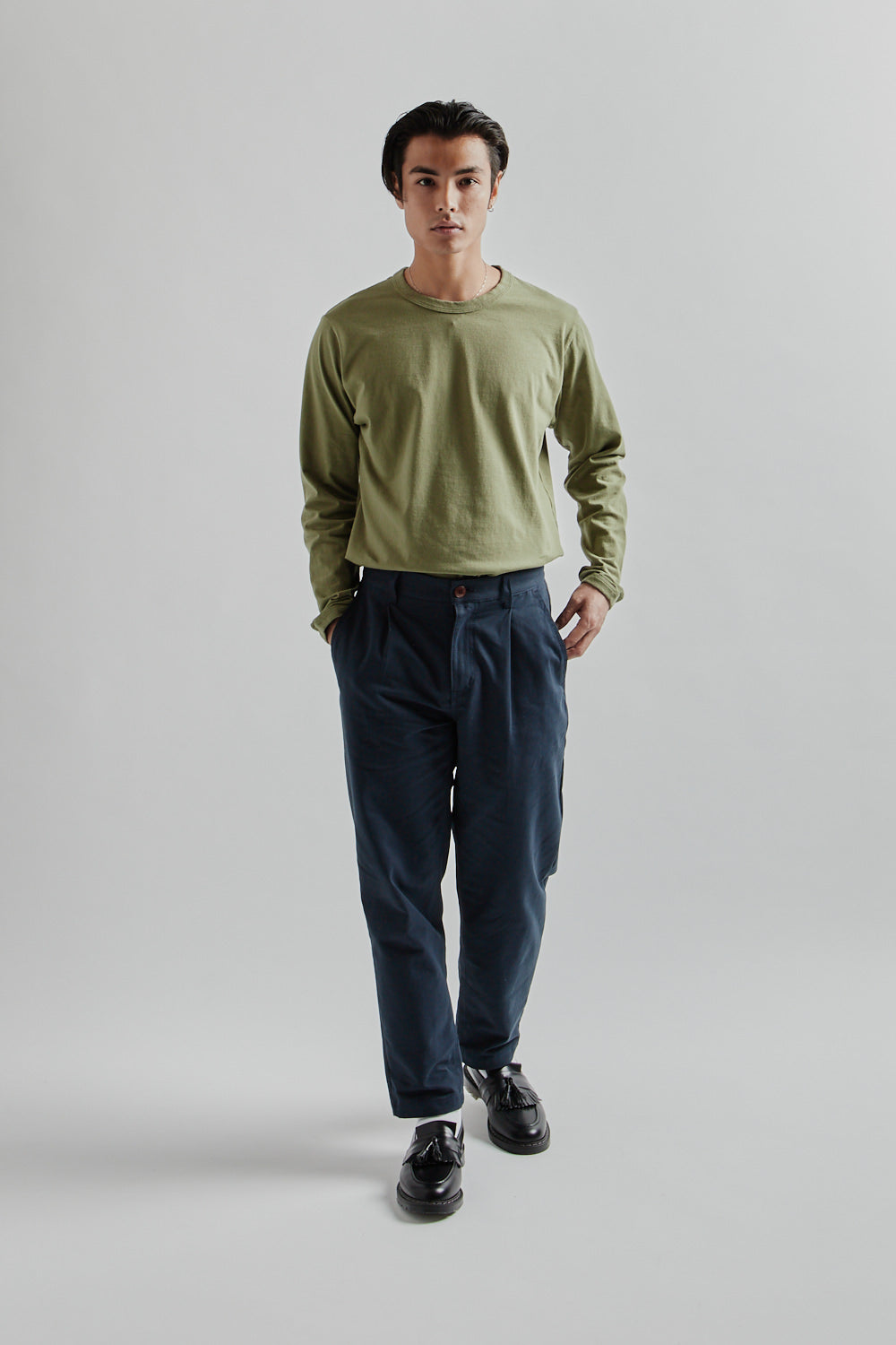 ONE TUCK CHINO TROUSERS｜ANYTHING GOES