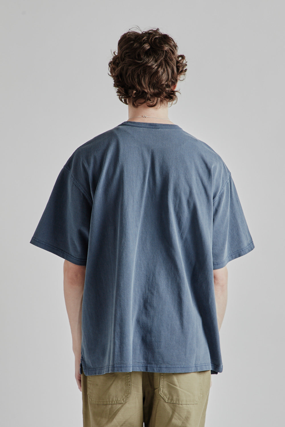 【KOOLOSET】Limited Pigment Half Tee Frizmworks OG Pigment Dyeing Half Tee - Charcoal | Wallace
