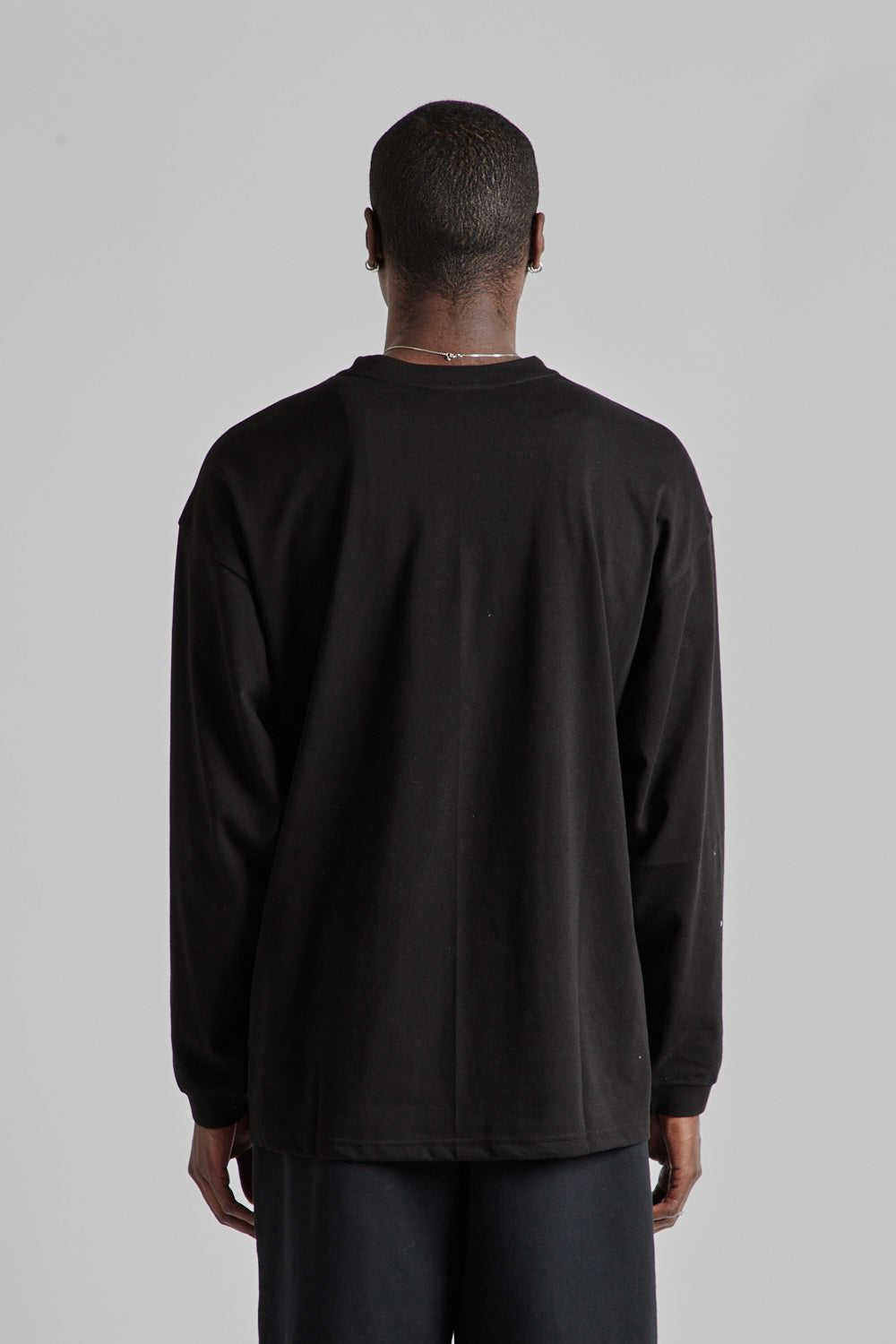 Oversized Long Sleeved Pocket Tee - Black