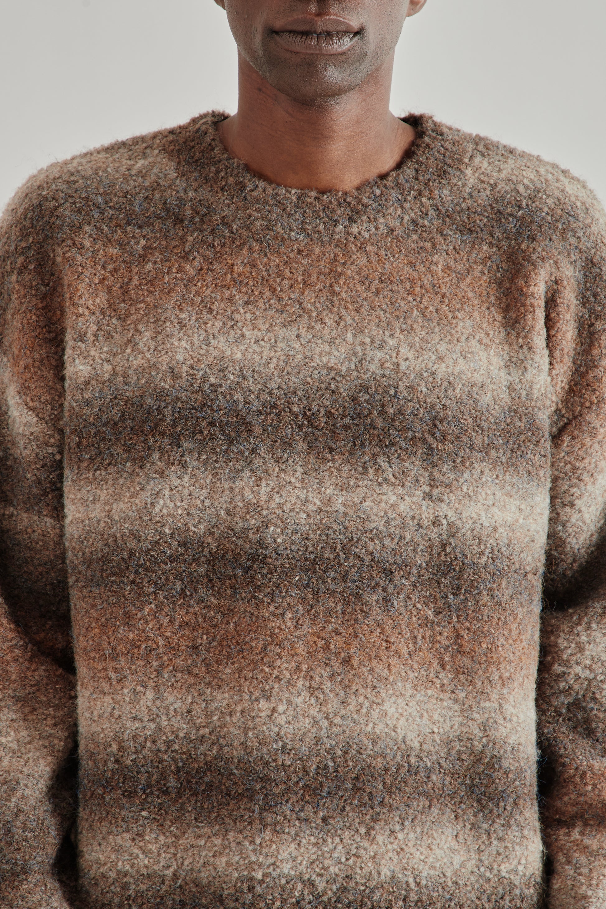 Frizmworks SS26 Gradation Boucle Knit Brown4519