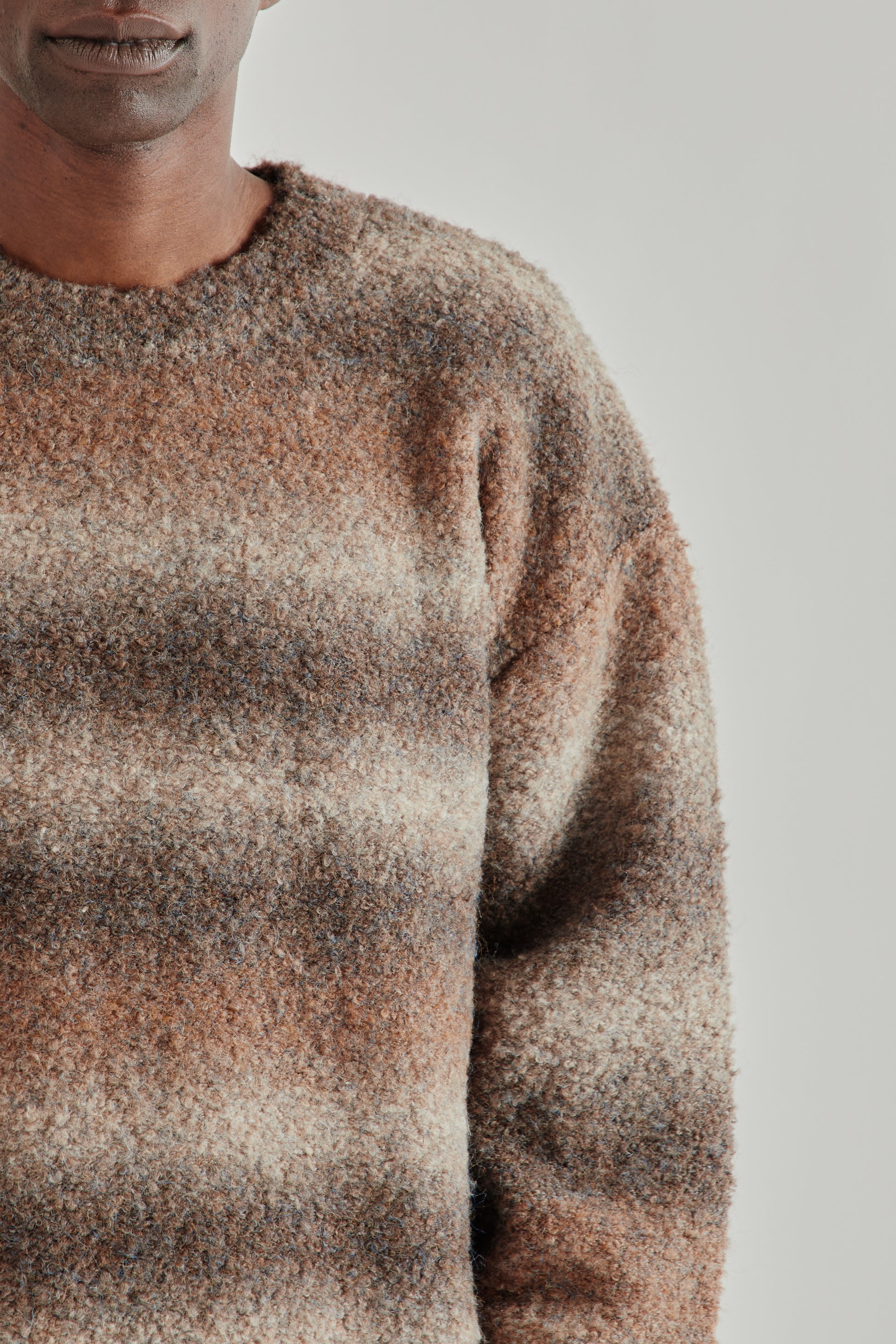 Frizmworks SS26 Gradation Boucle Knit Brown4520