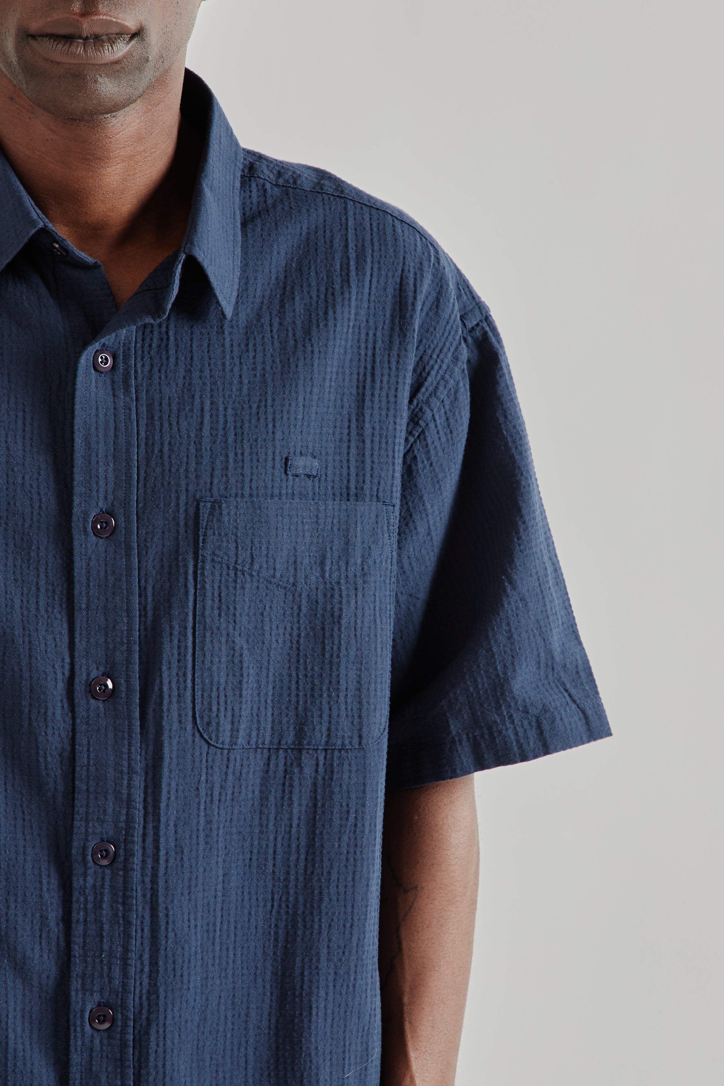 Frizmworks OG Dobby Weave Seersucker Half Shirt - Navy | Wallace