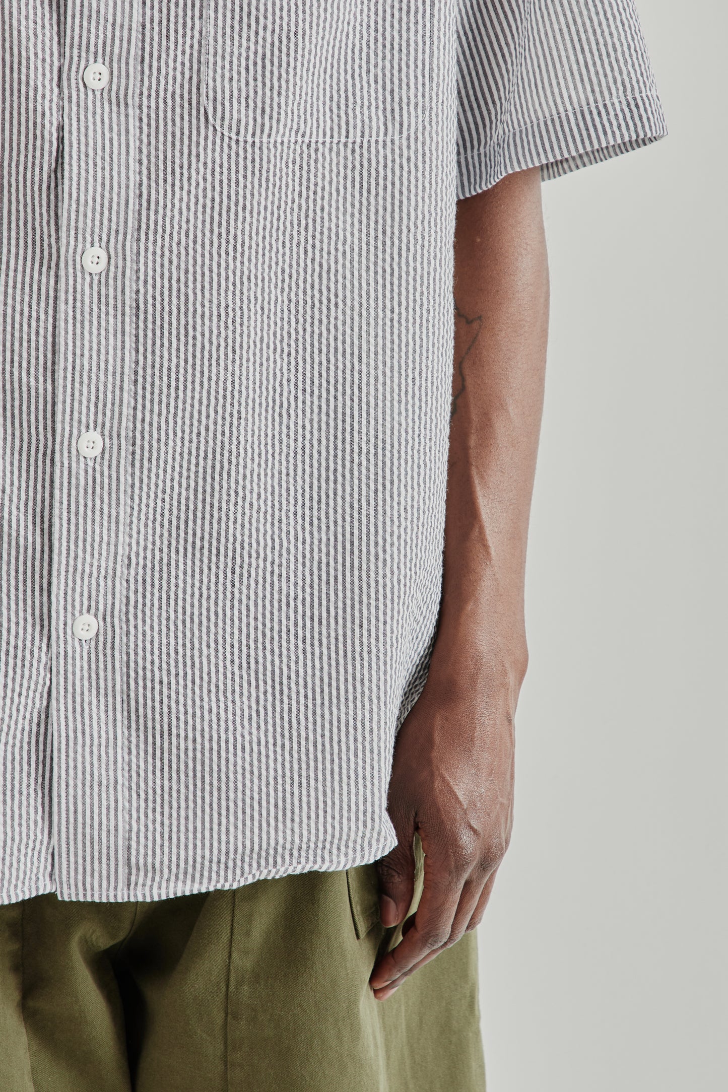Frizmworks SS26 OG Stripe Seersucker Half Shirt Black4419