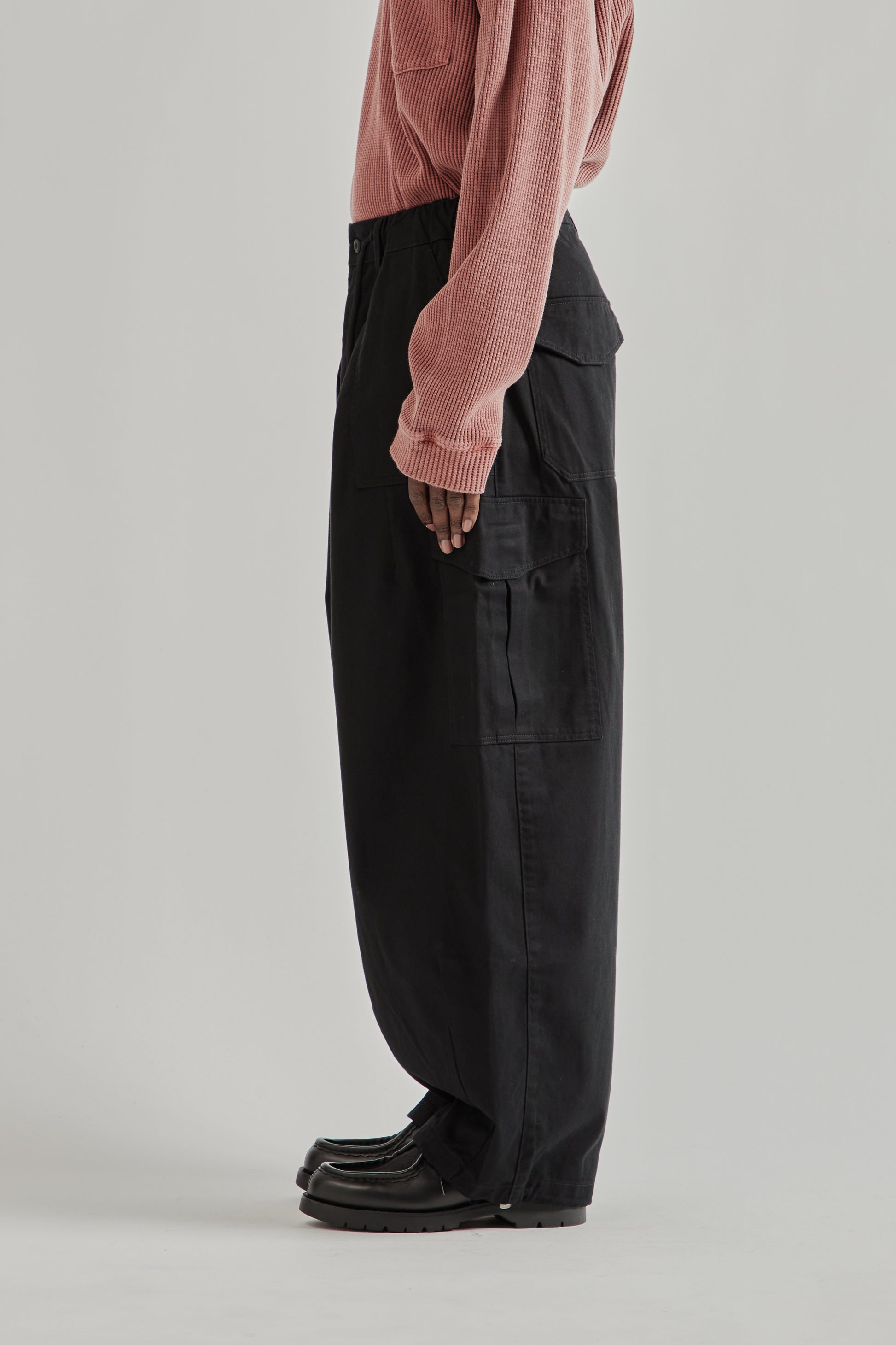 Frizmworks SS26 Twill Cargo Balloon Pants Black4943