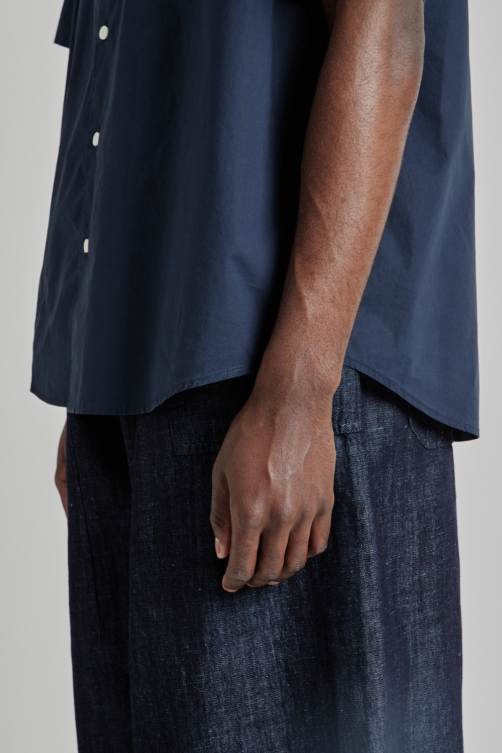 Typewriter Half Shirt - Navy