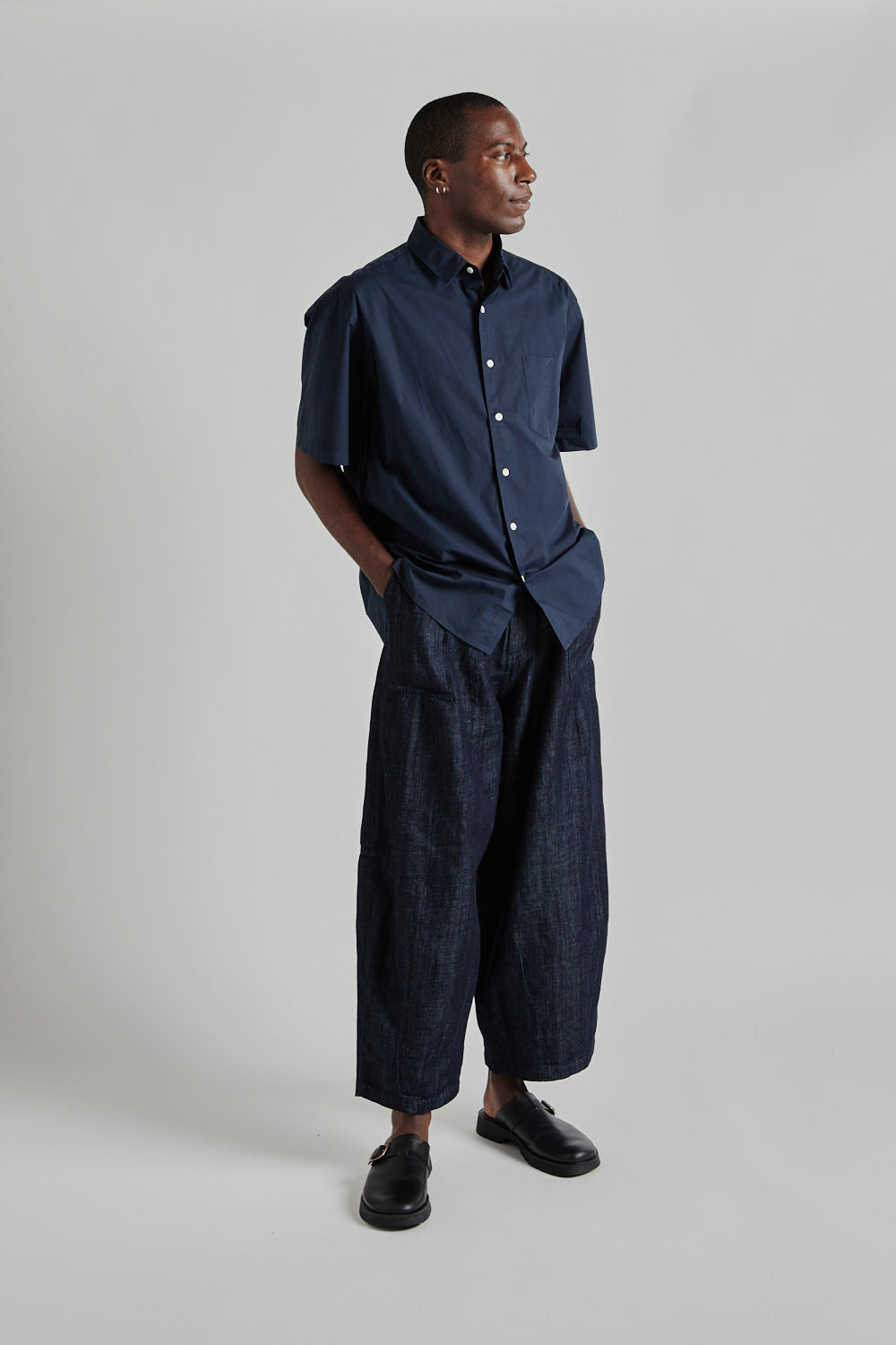 Typewriter Half Shirt - Navy