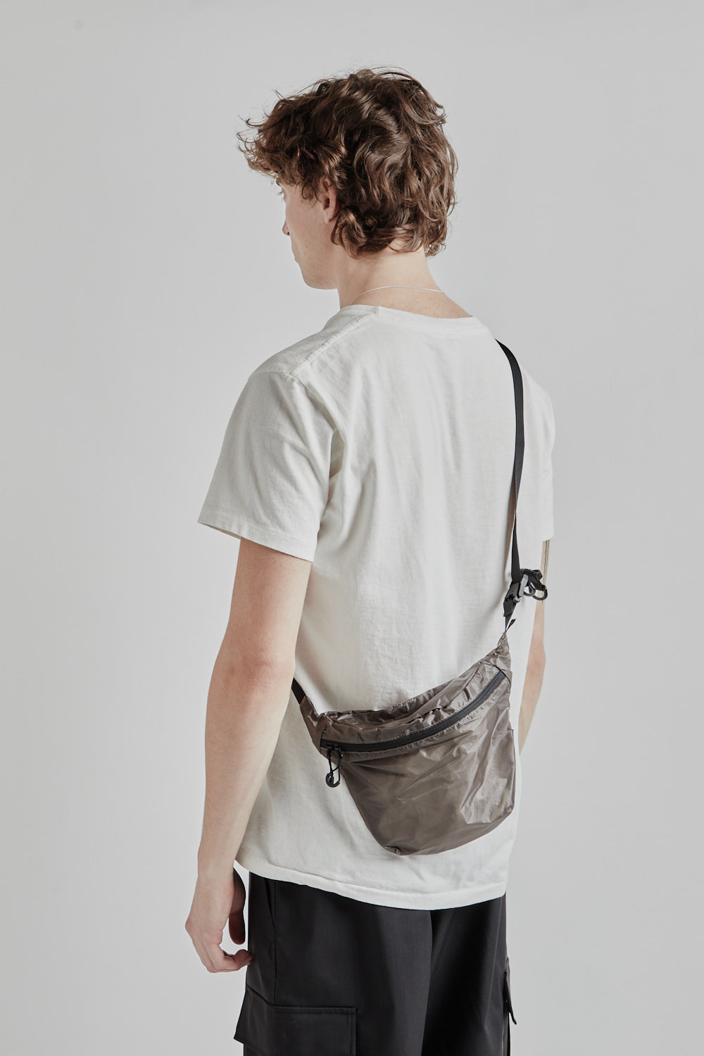 Goldwin Cordura Rip-Stop Sacoche Bag Charcoal Gray 02