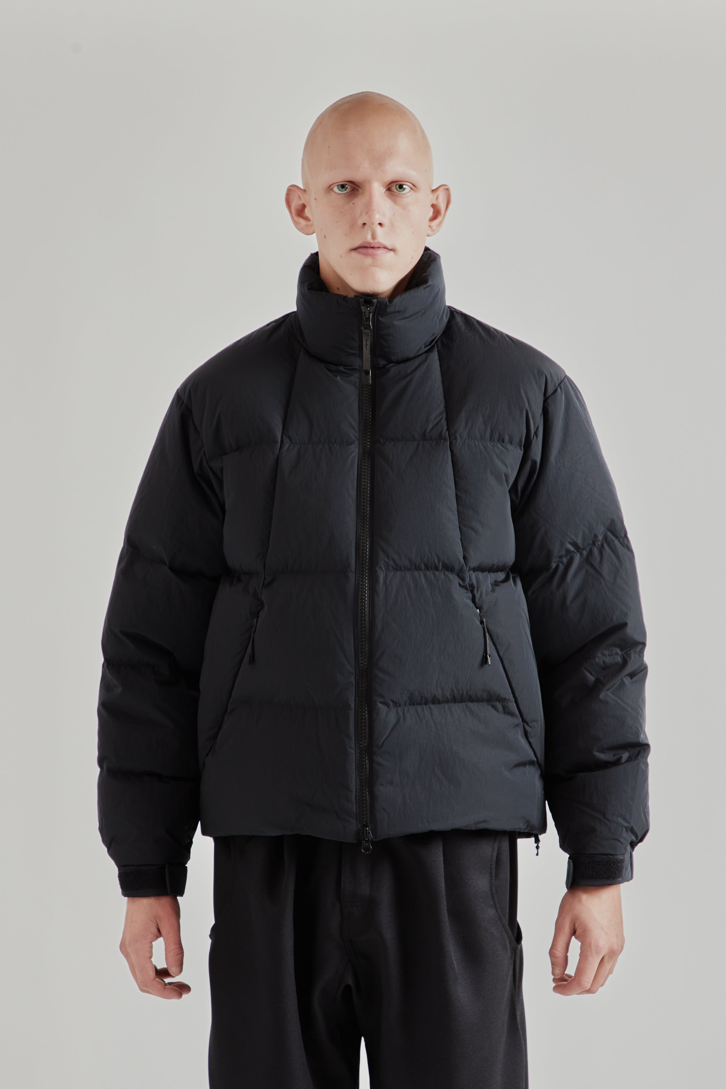 新品Goldwin  Dyed Ripple Nylon Down JK Goldwin Dope Dyed Ripple Nylon Down Jacket - Dark Navy | Wallace