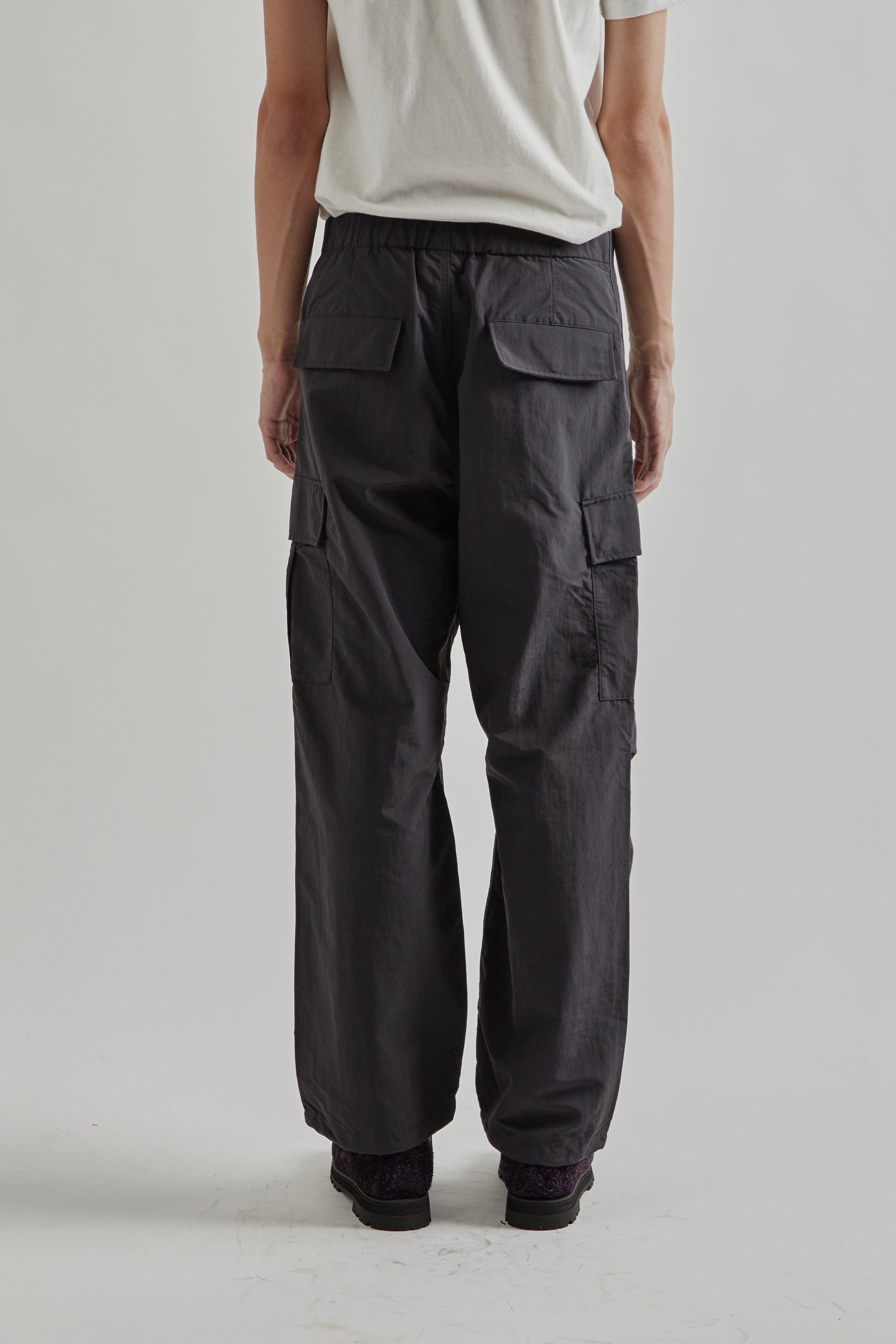 Goldwin FW25 Dope Dyed Tussah Cargo Pants Deep Charcoal9