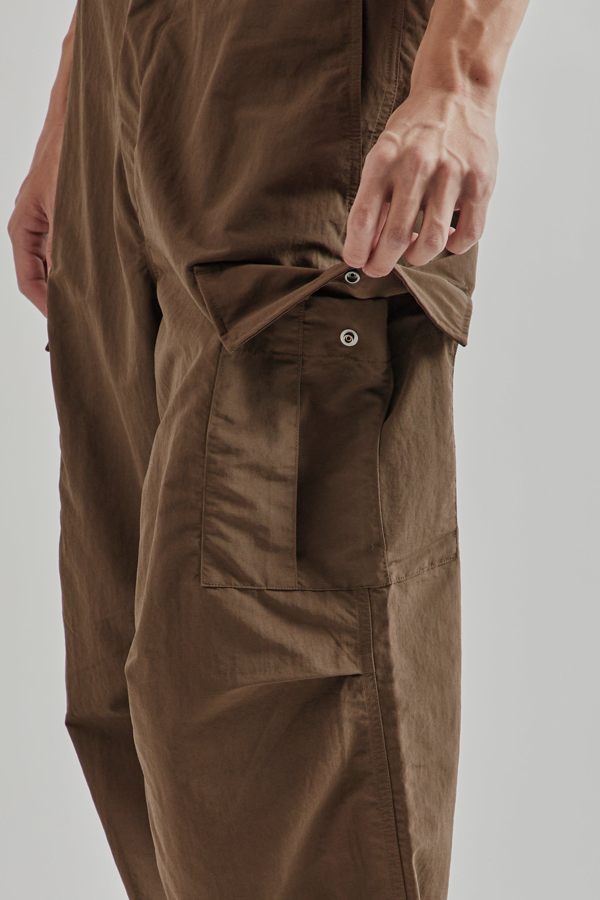 Goldwin FW25 Dope Dyed Tussah Cargo Pants Morel16