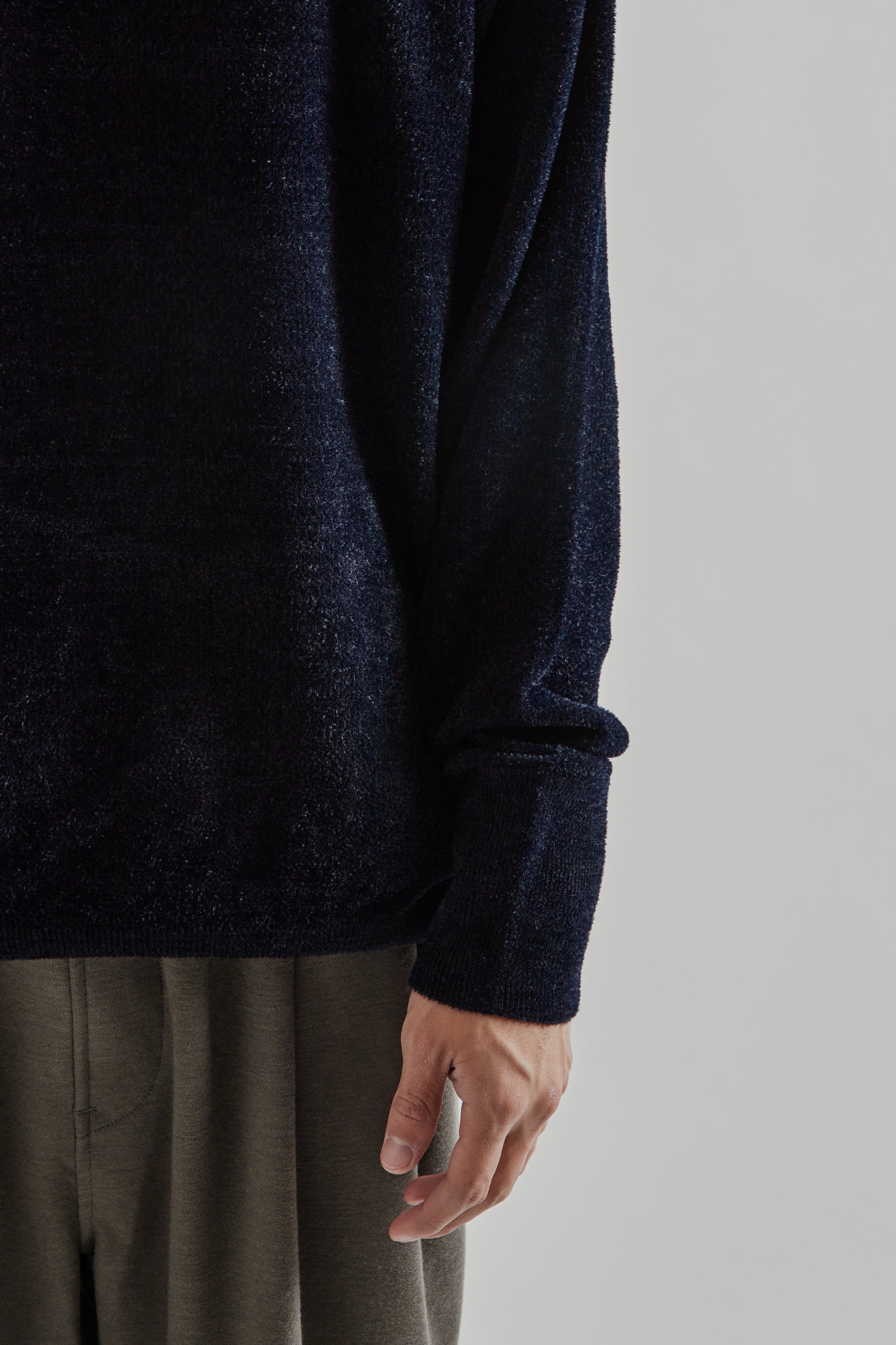 Goldwin FW25 Mesh Pile Crew Ink Navy15