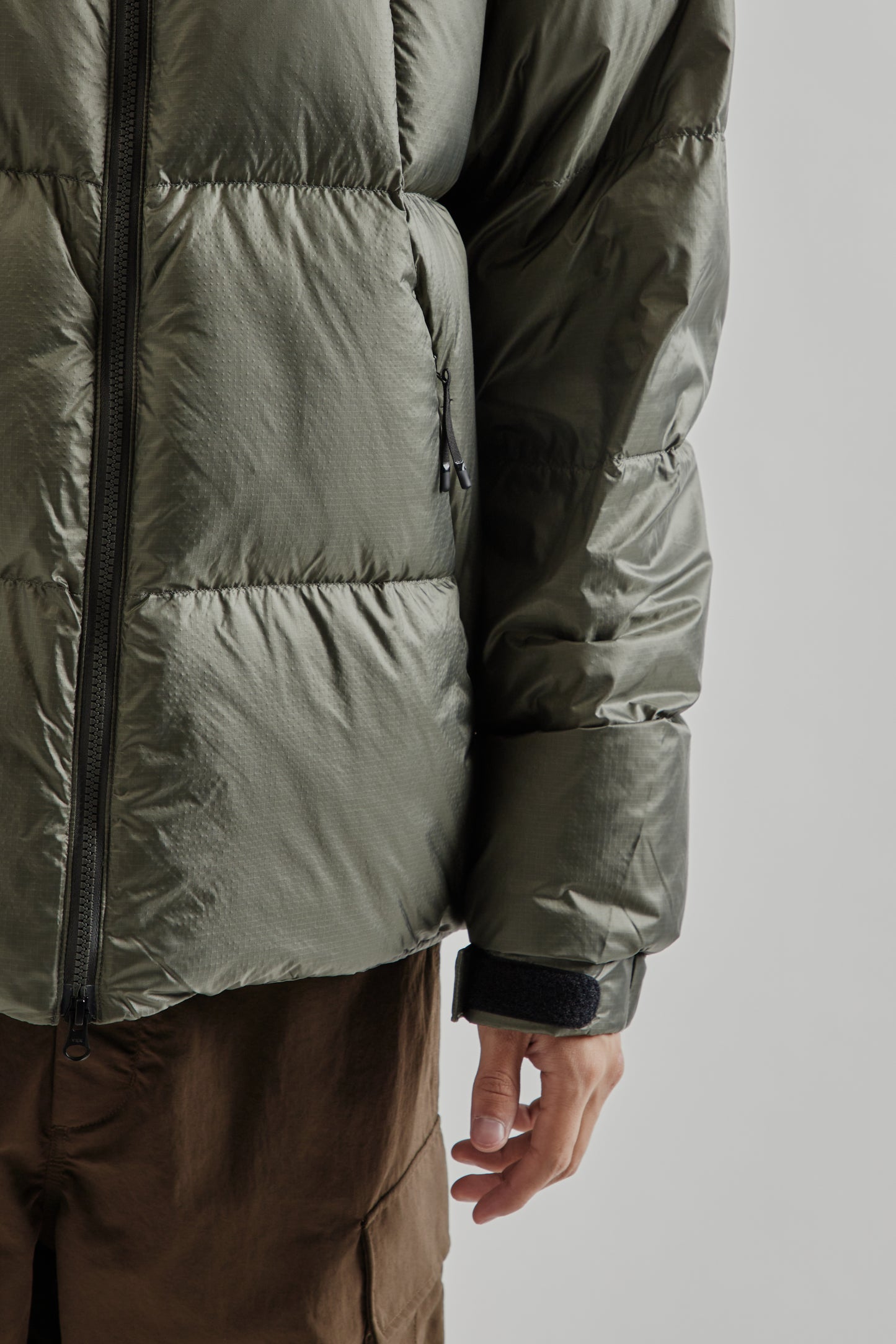 Goldwin FW25 Pertex Quantum Down Parka Gunmetal18