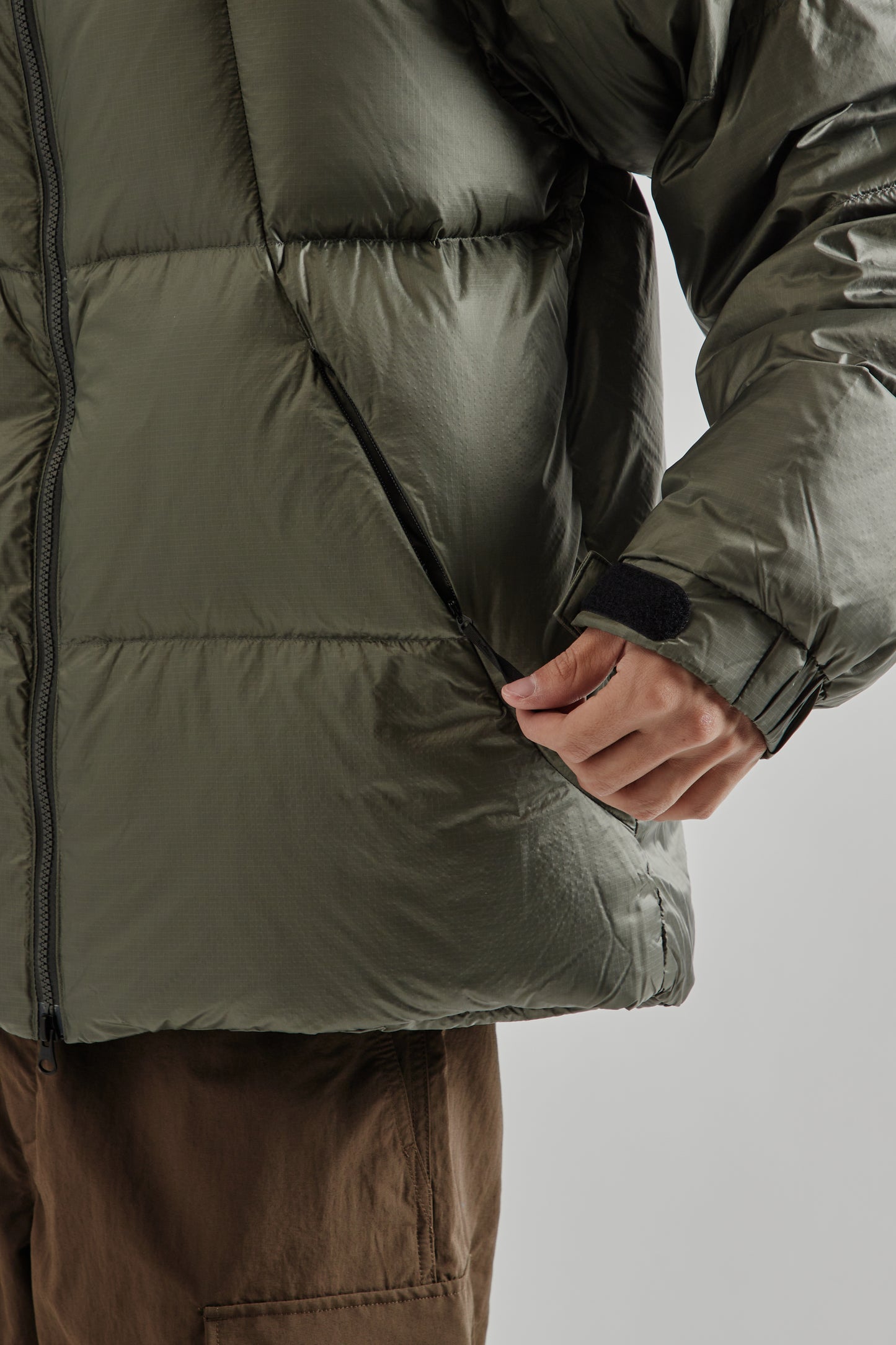 Goldwin FW25 Pertex Quantum Down Parka Gunmetal20