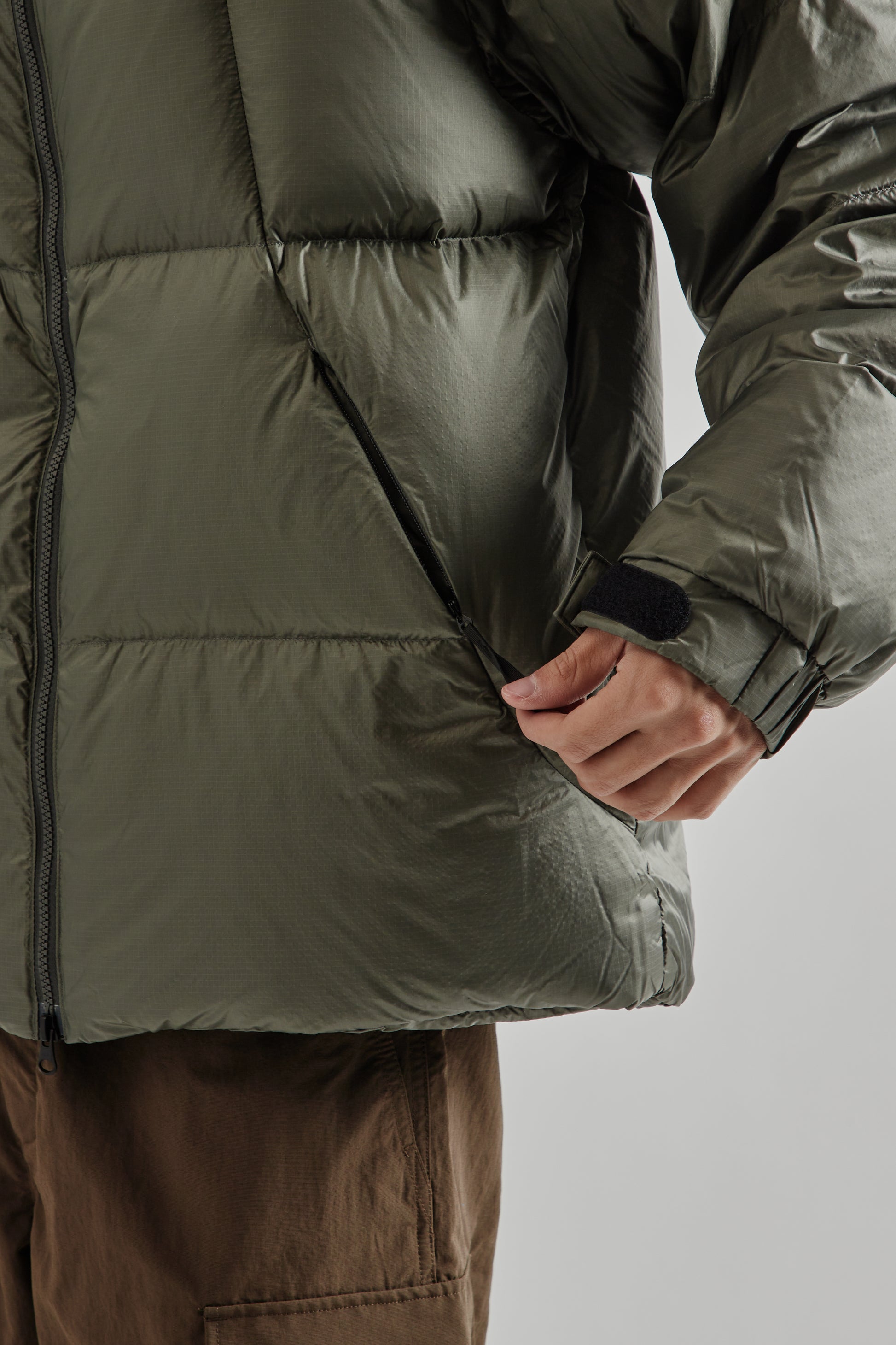 Goldwin FW25 Pertex Quantum Down Parka Gunmetal20
