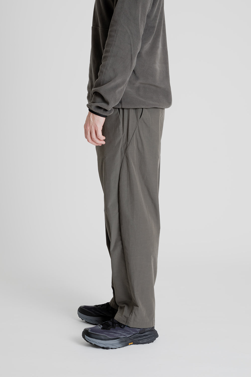 Goldwin Relax Straight Easy Pants in Dark Olive