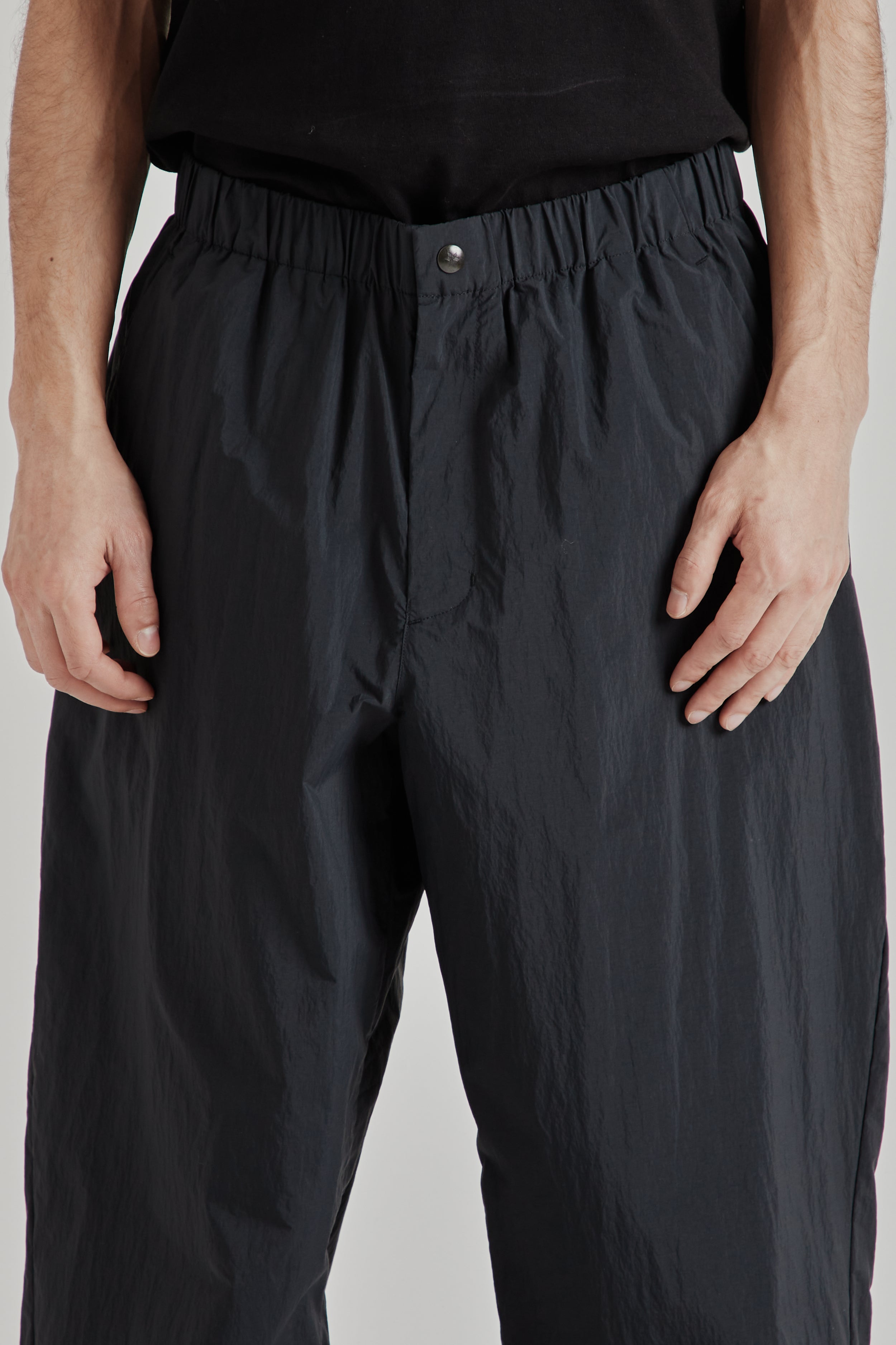 Goldwin Advanced Light Wide Easy Pants - Black | Wallace