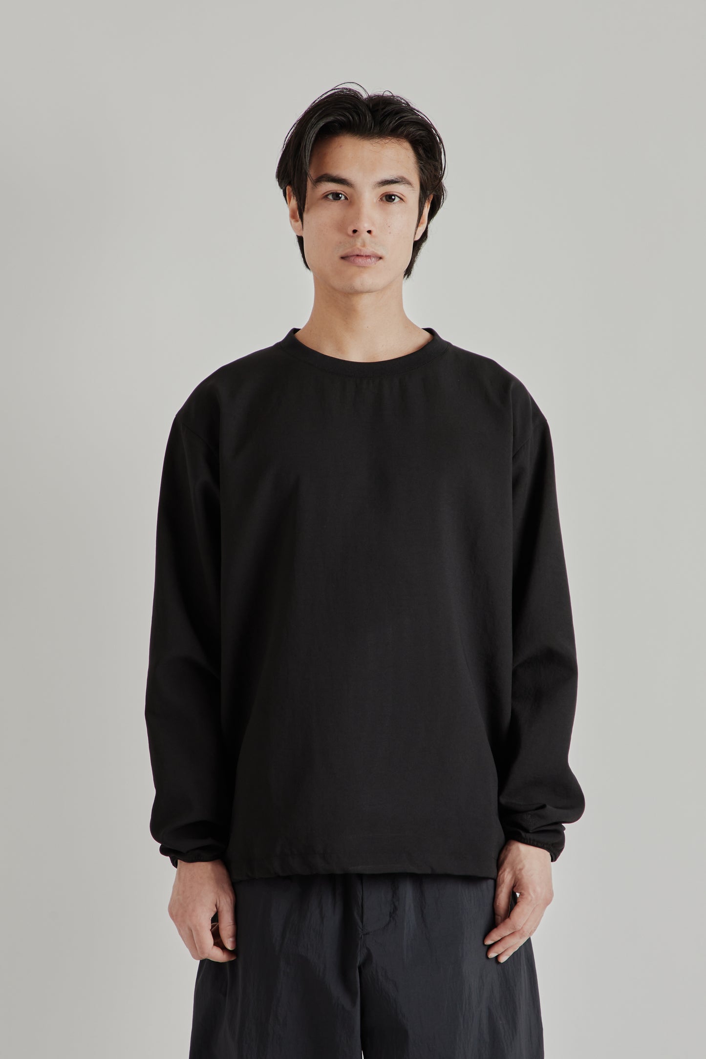 Goldwin SS26 Air Impression Ventris Shirring Pullover Black1786
