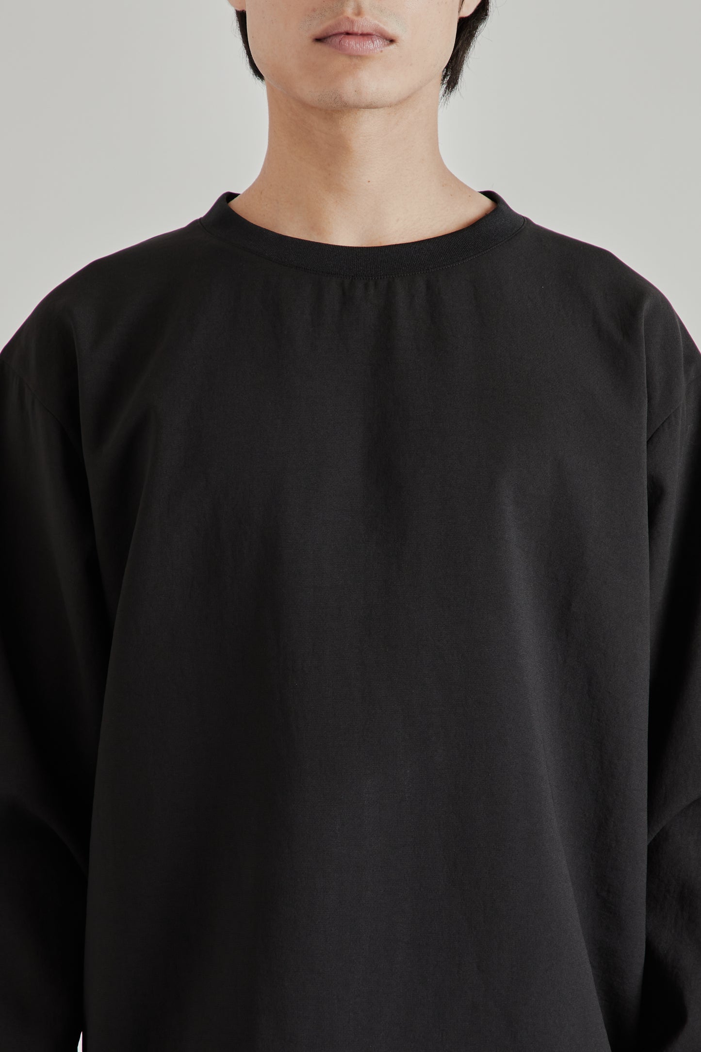 Goldwin SS26 Air Impression Ventris Shirring Pullover Black1796