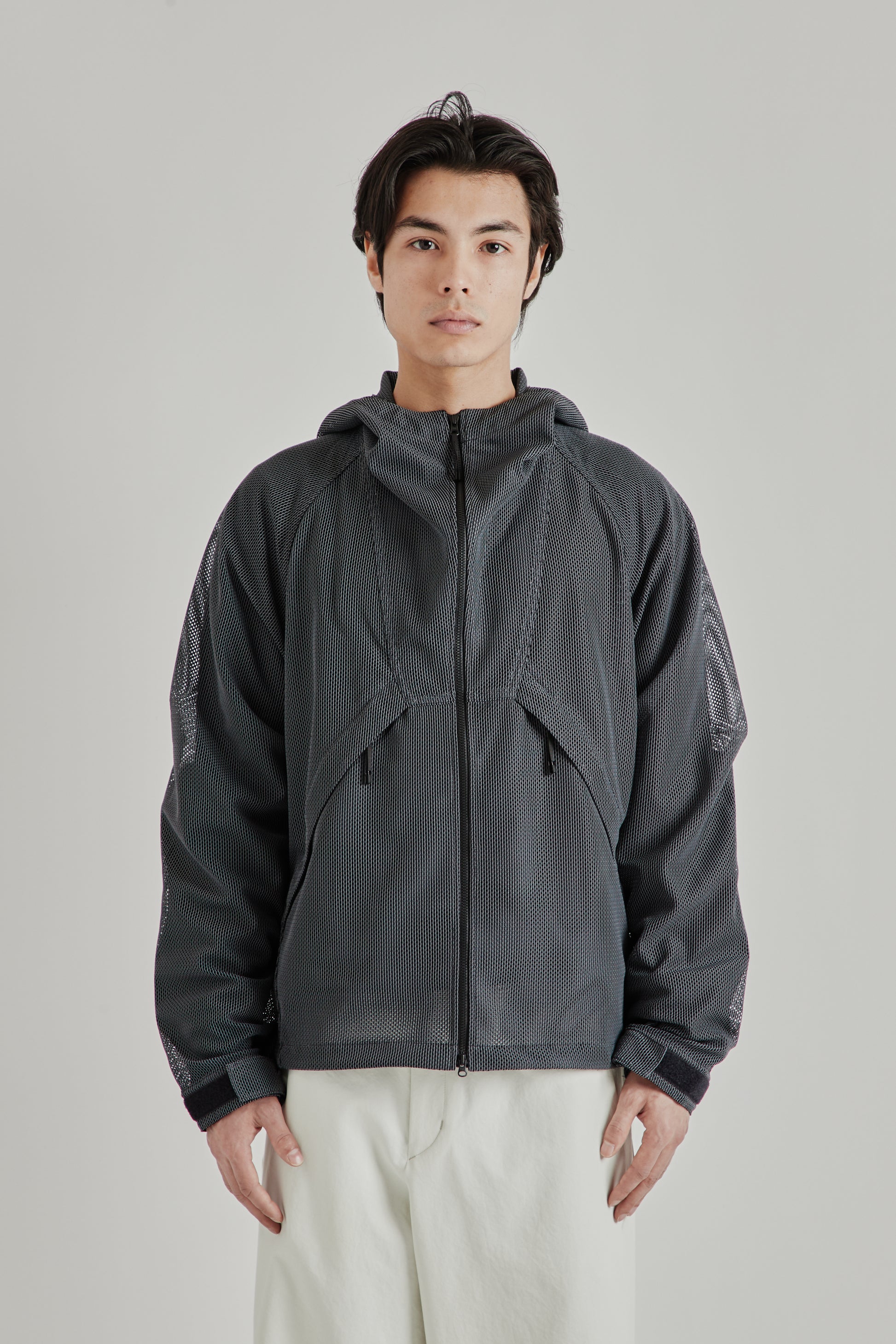 Goldwin SS26 Tonalith Mesh Hooded Jacket Black1924