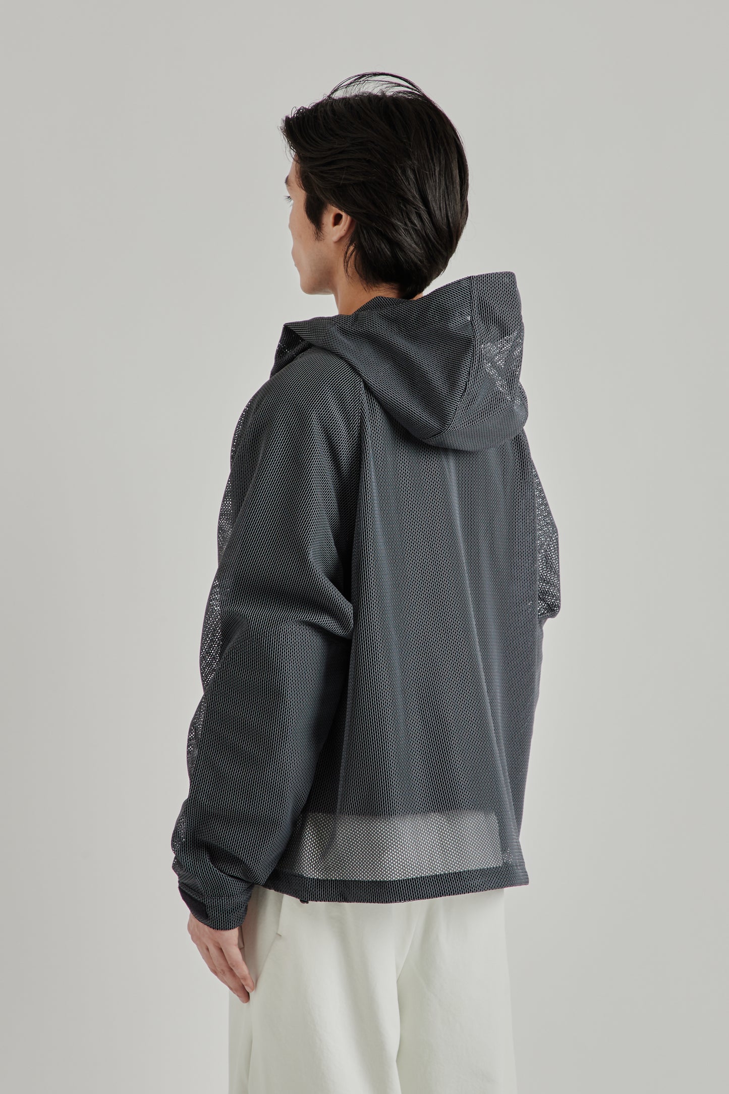 Goldwin SS26 Tonalith Mesh Hooded Jacket Black1931