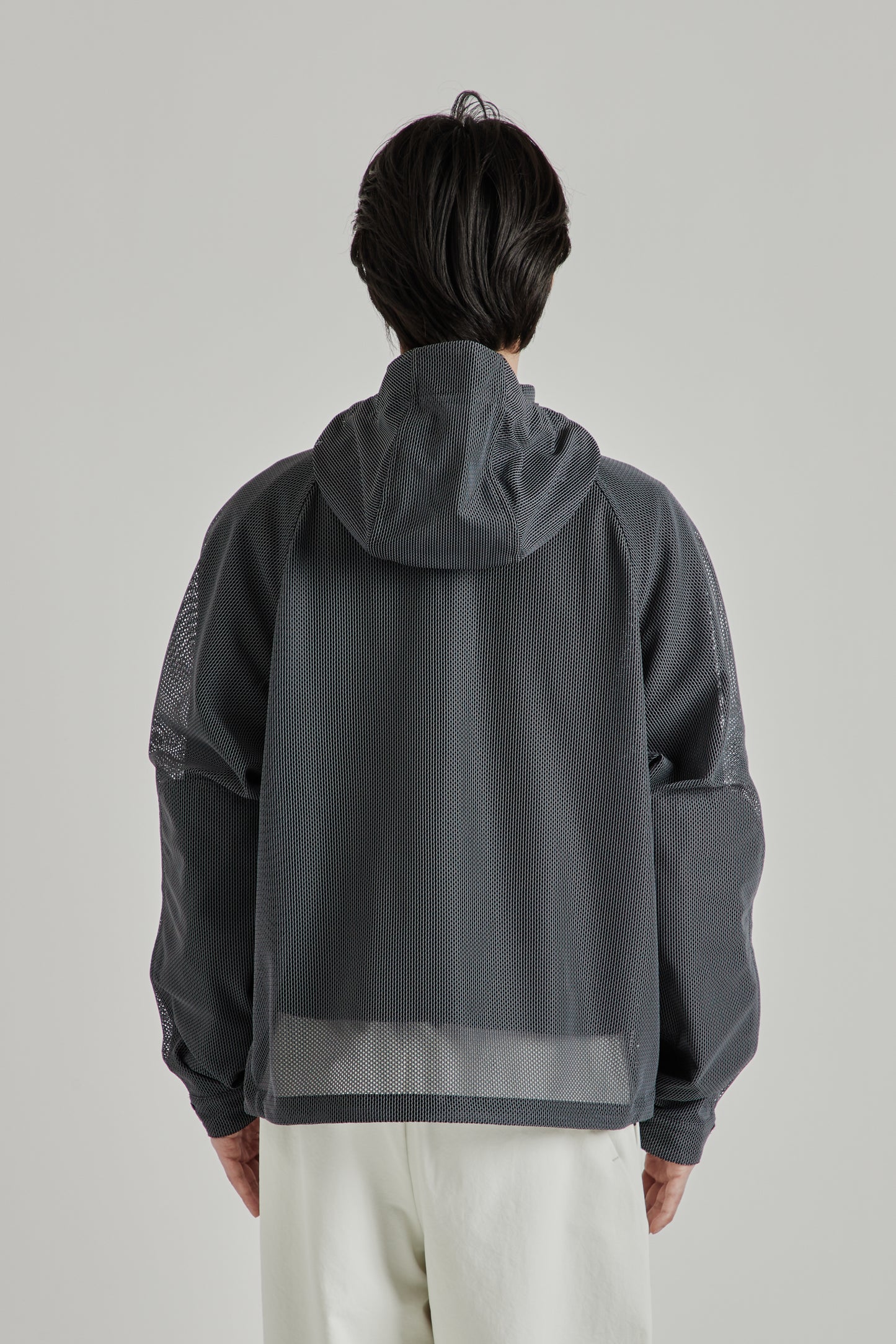 Goldwin SS26 Tonalith Mesh Hooded Jacket Black1934