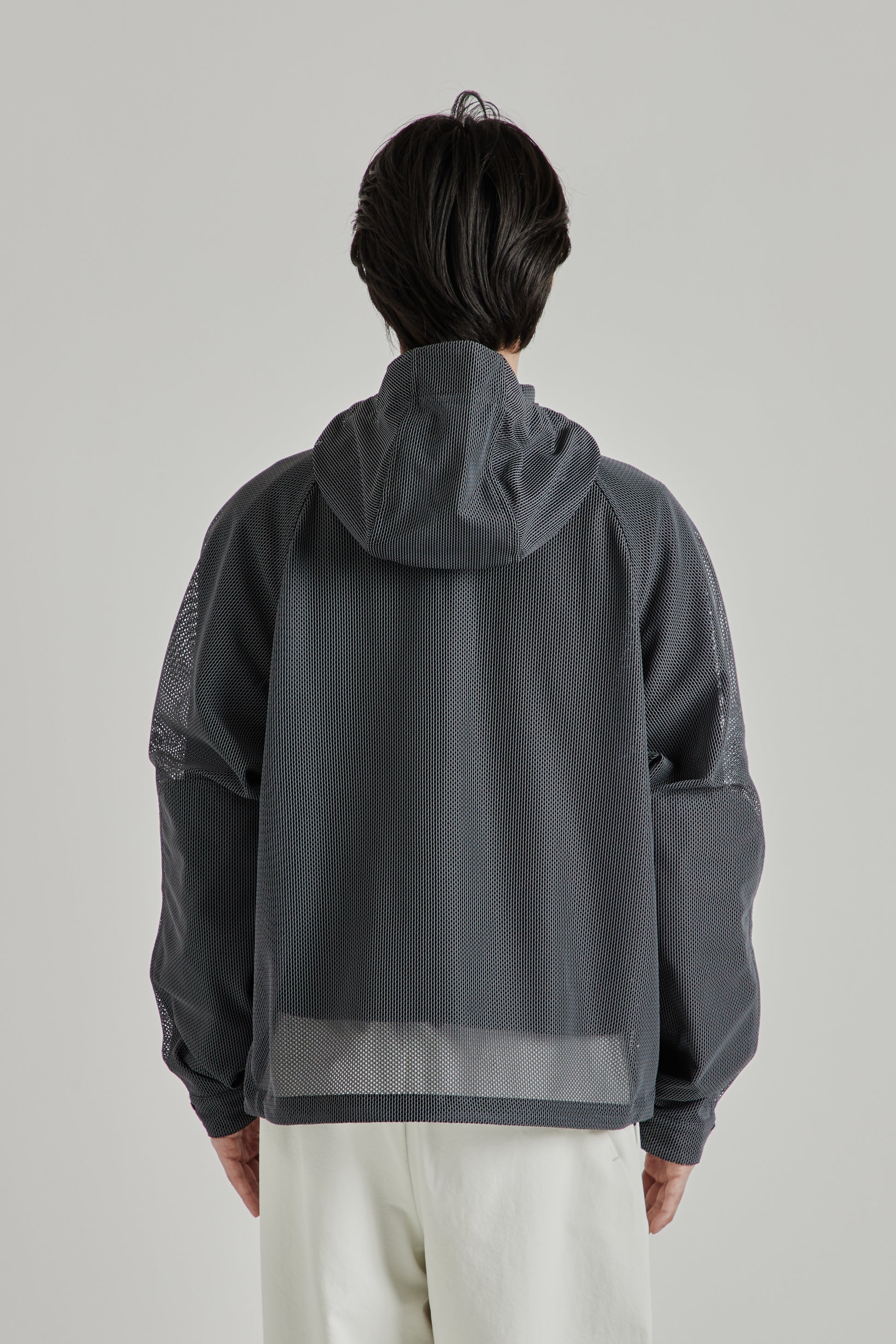 Goldwin SS26 Tonalith Mesh Hooded Jacket Black1934