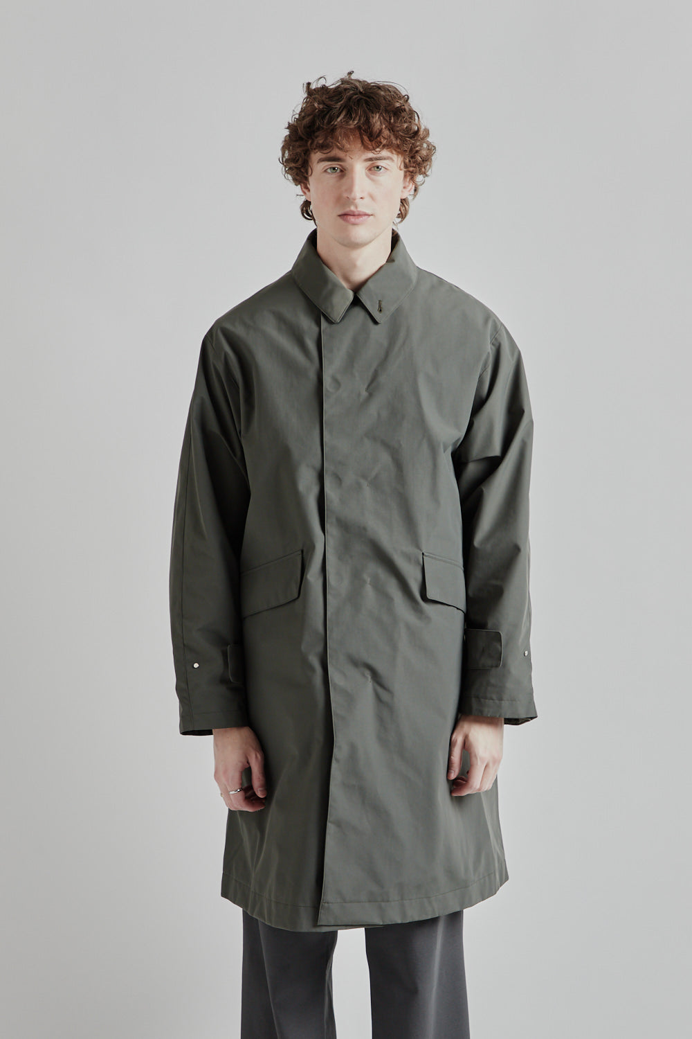 Goldwin Windstopper By Gore-tex Labs 3-Way Coat Dark Olive 2