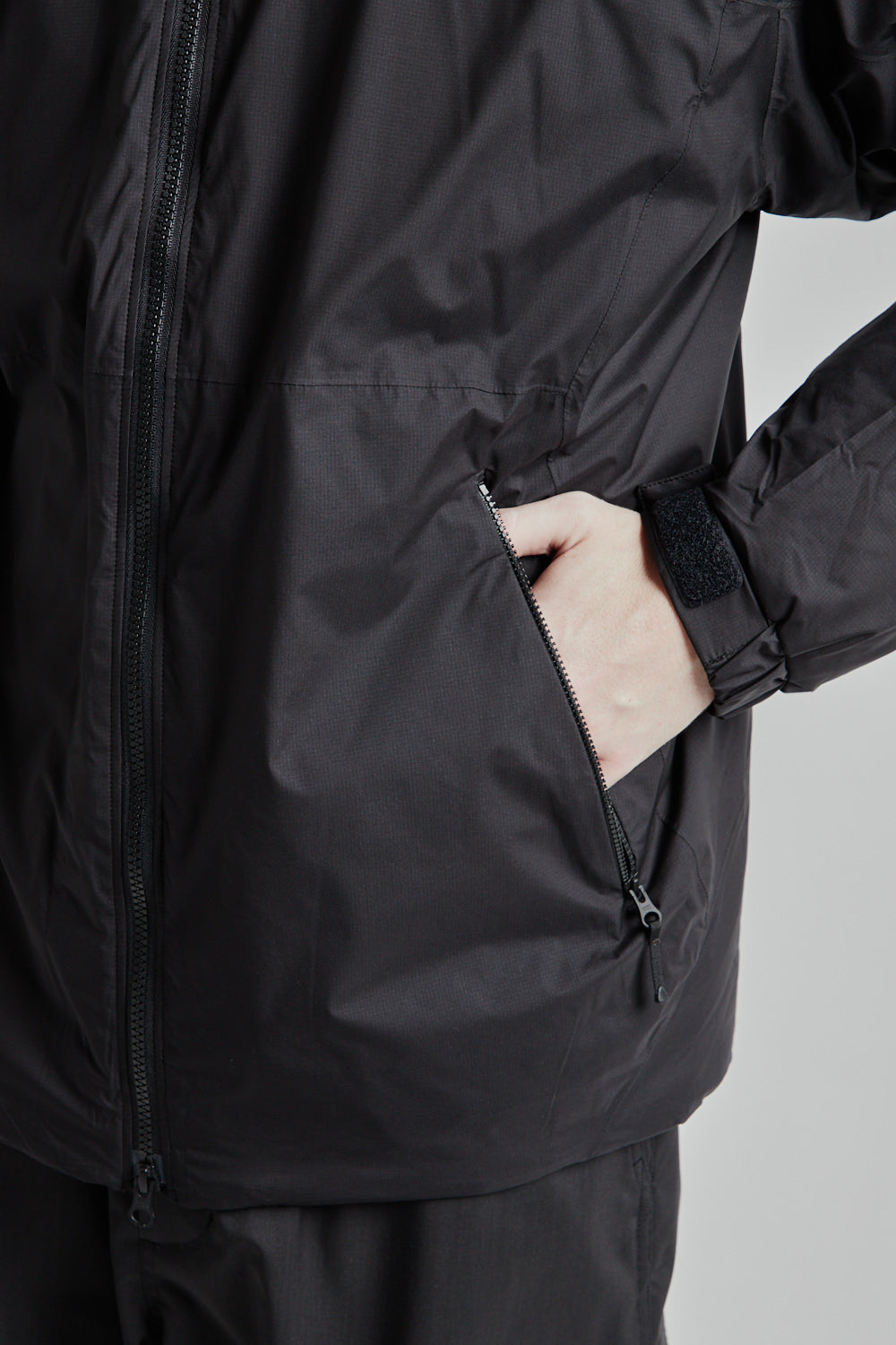 Goldwin Windstopper by Gore-Tex Labs Puffy Jacket Black 9
