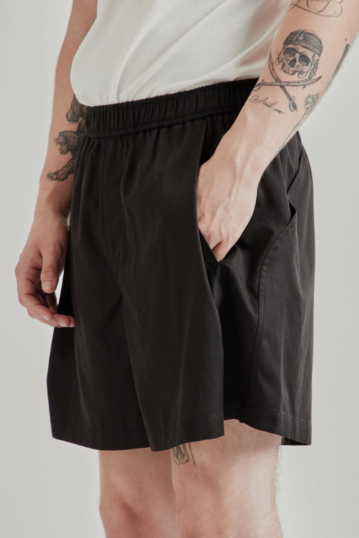 Greg Laboratory SS26 Experimental Standard Short Black0250