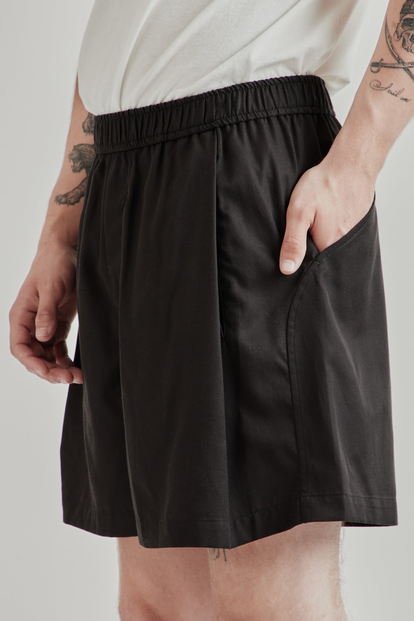 Greg Laboratory SS26 Experimental Standard Short Black0252