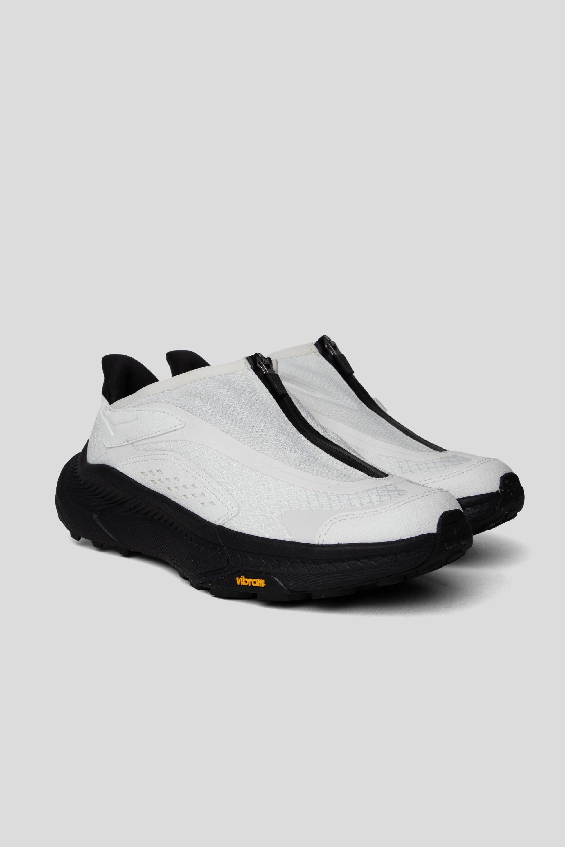 Hoka Project Transport Frost Black 2