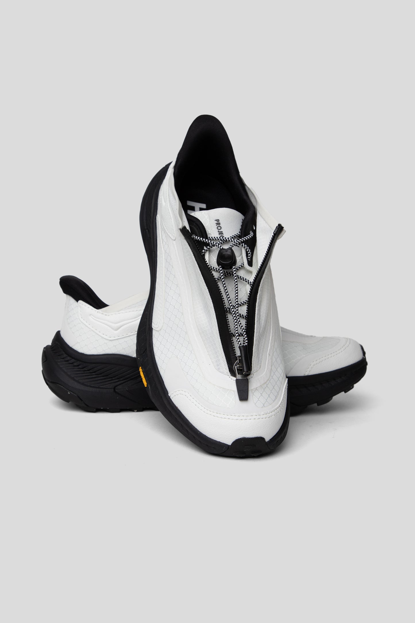 Hoka Project Transport Frost Black 4