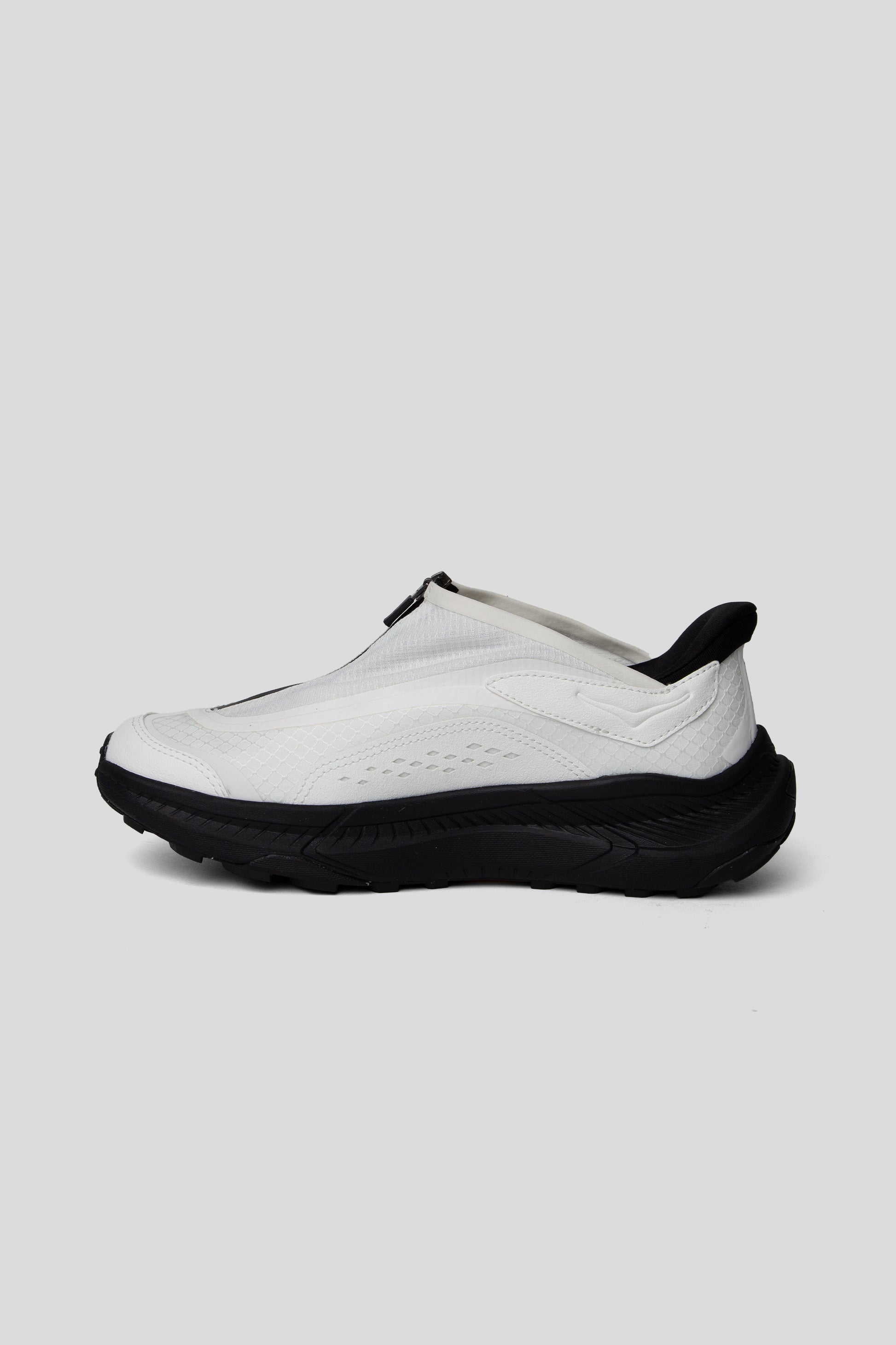 Hoka Project Transport Frost Black 6