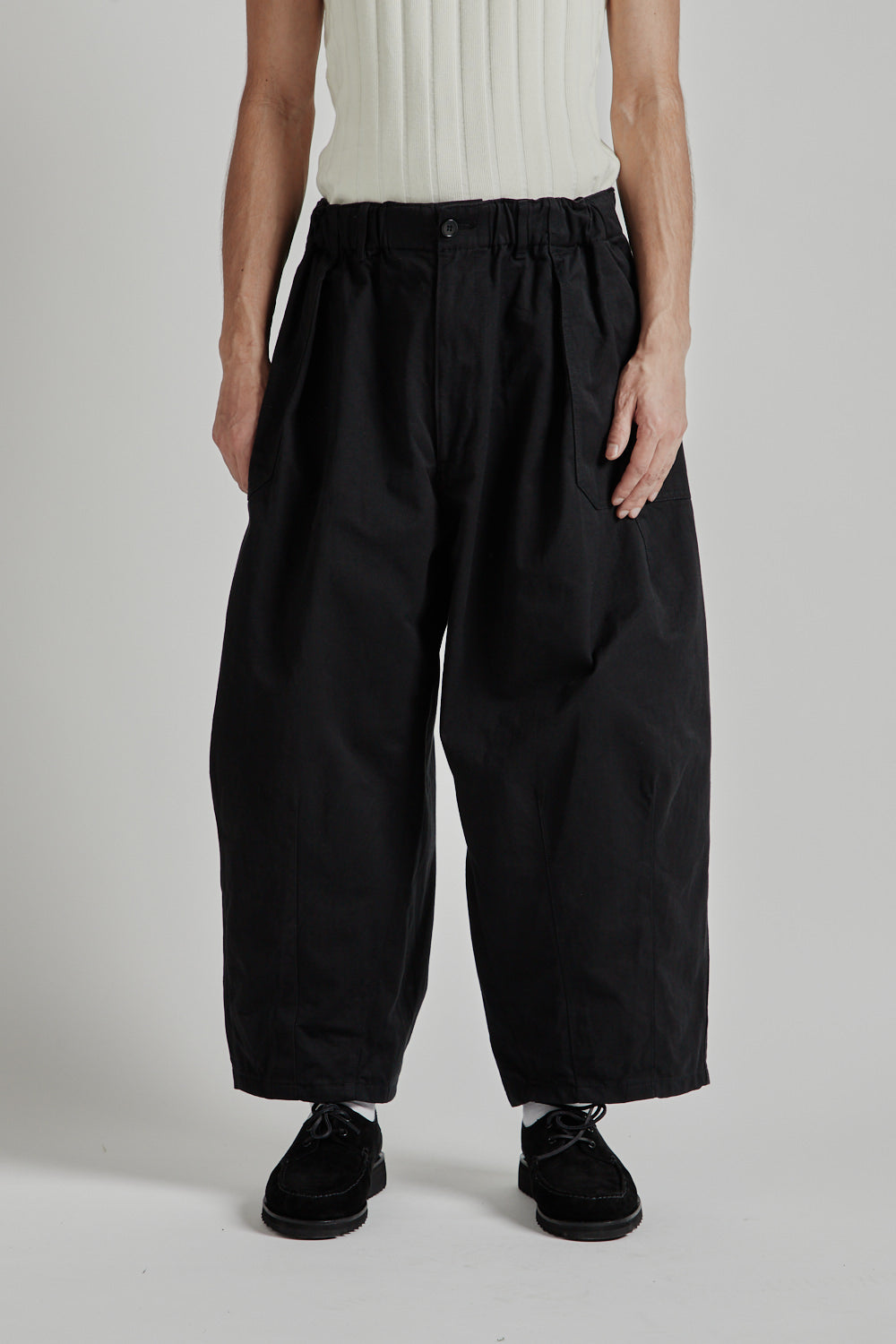 Is-Ness Balloon Baker pants Black 010