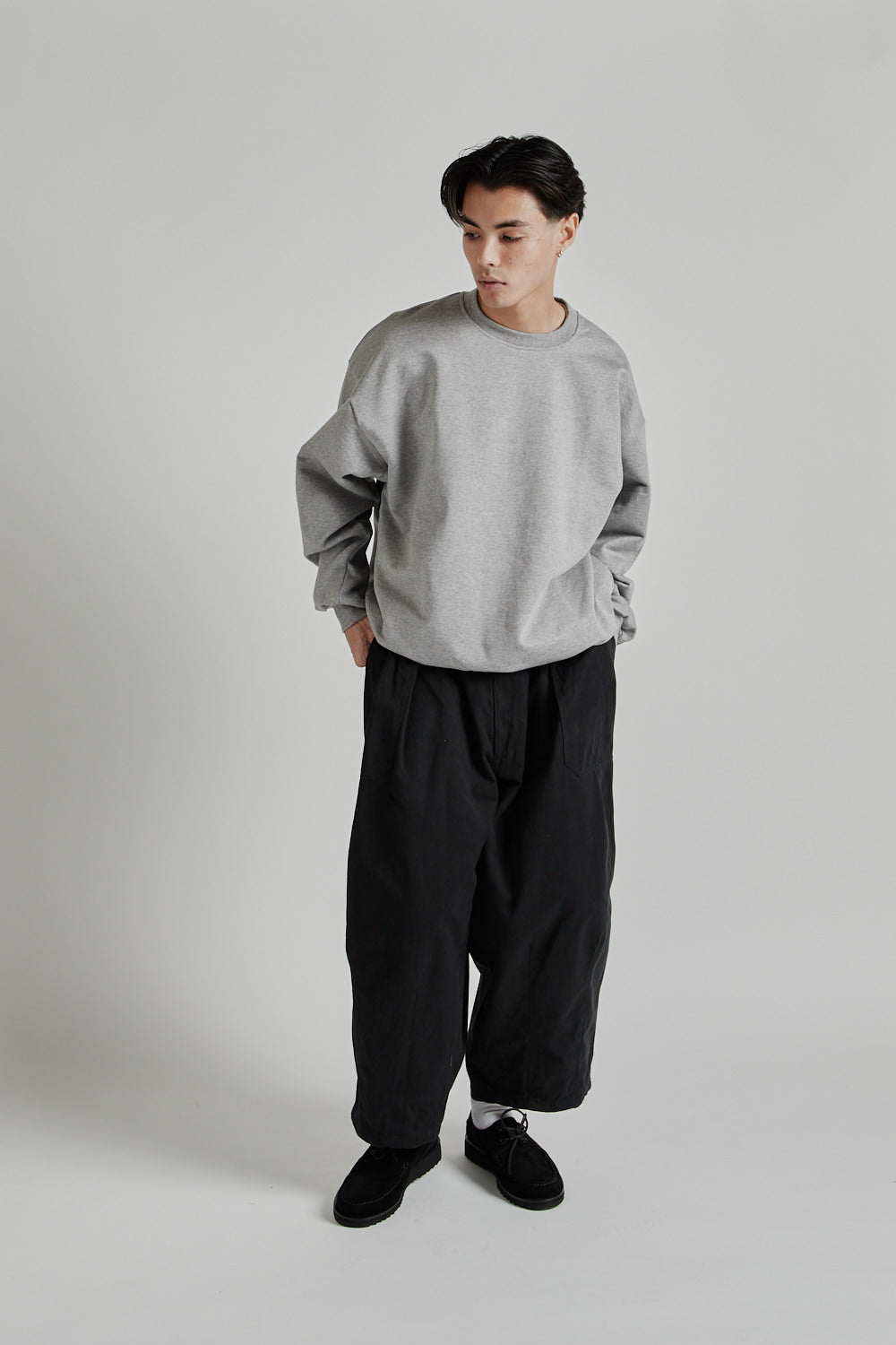 Is-Ness Balloon Baker pants Black 04