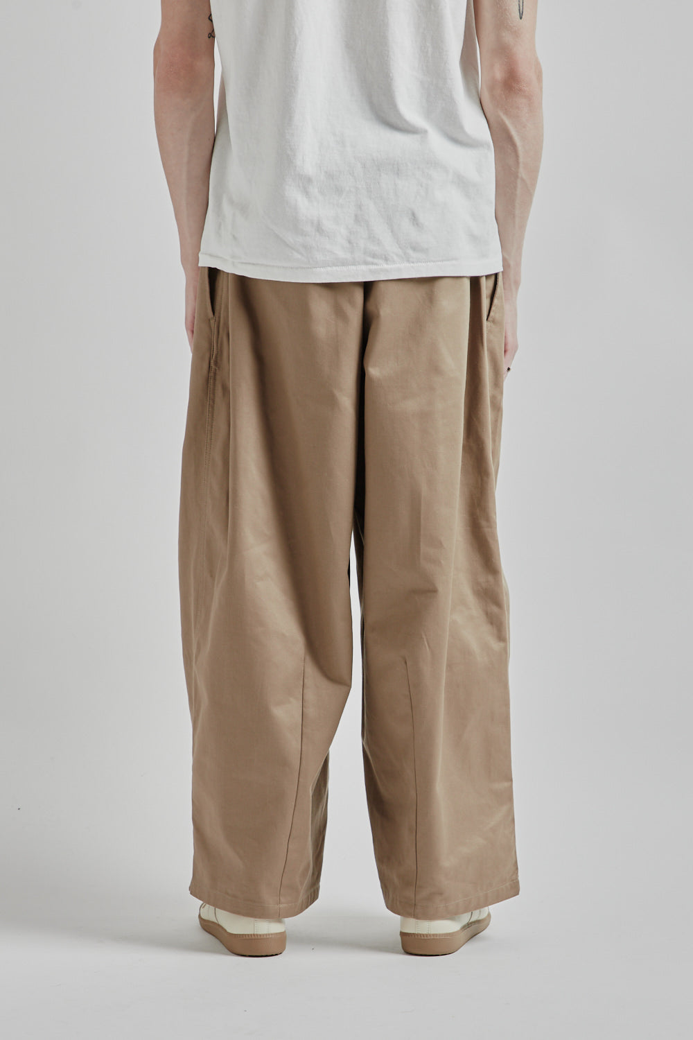 Is-Ness Balloon EZ Pants Beige 04