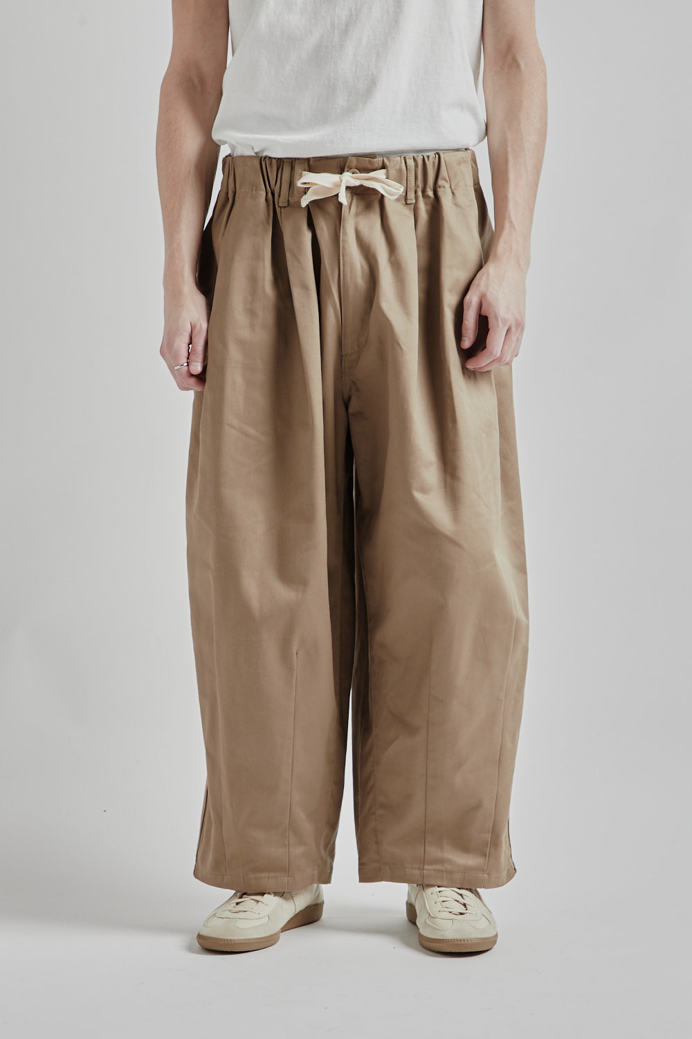 Is-Ness Balloon EZ Pants Beige 05